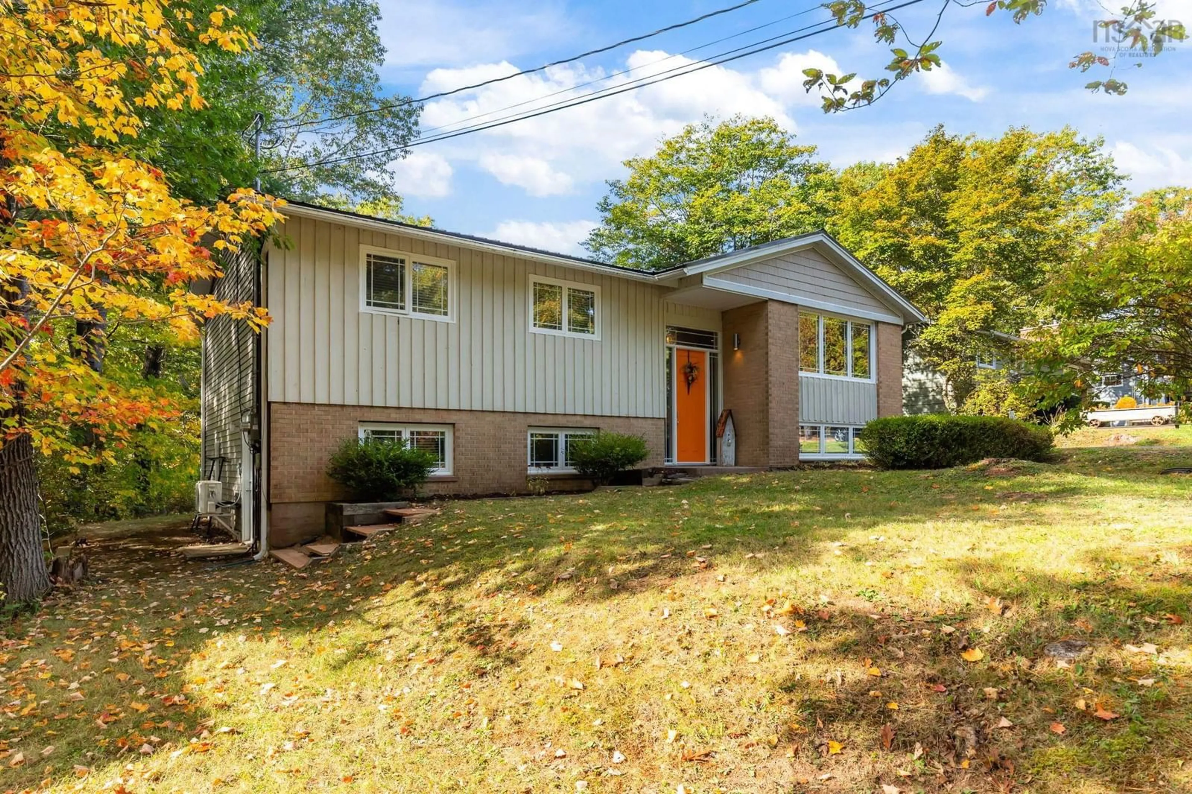 Home with vinyl exterior material, street for 79 Ridge Ave, Waverley Nova Scotia B2R 1G4