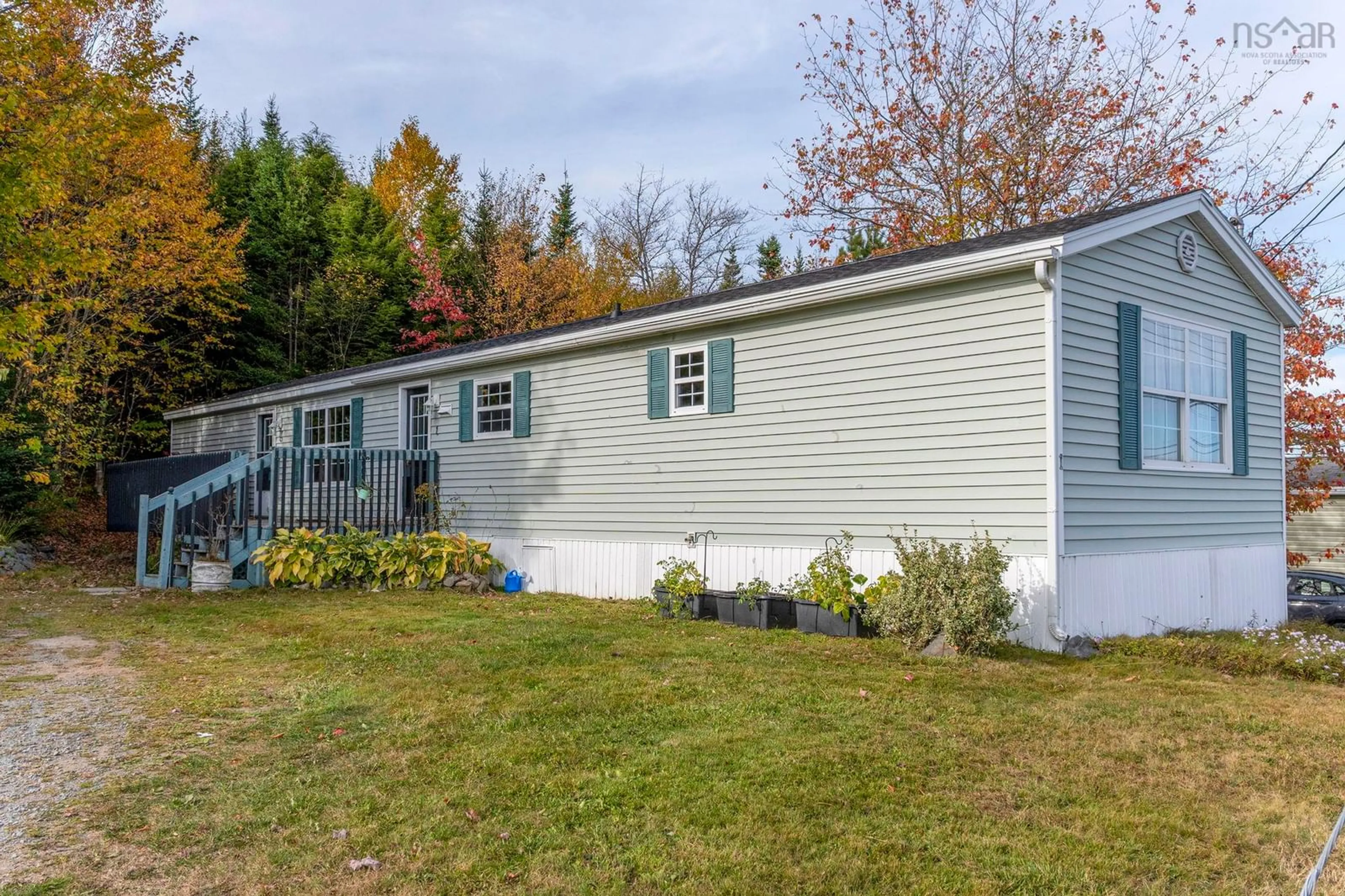 Home with vinyl exterior material, unknown for 1 Bumpy Lane, Lake Echo Nova Scotia B3E 1B7