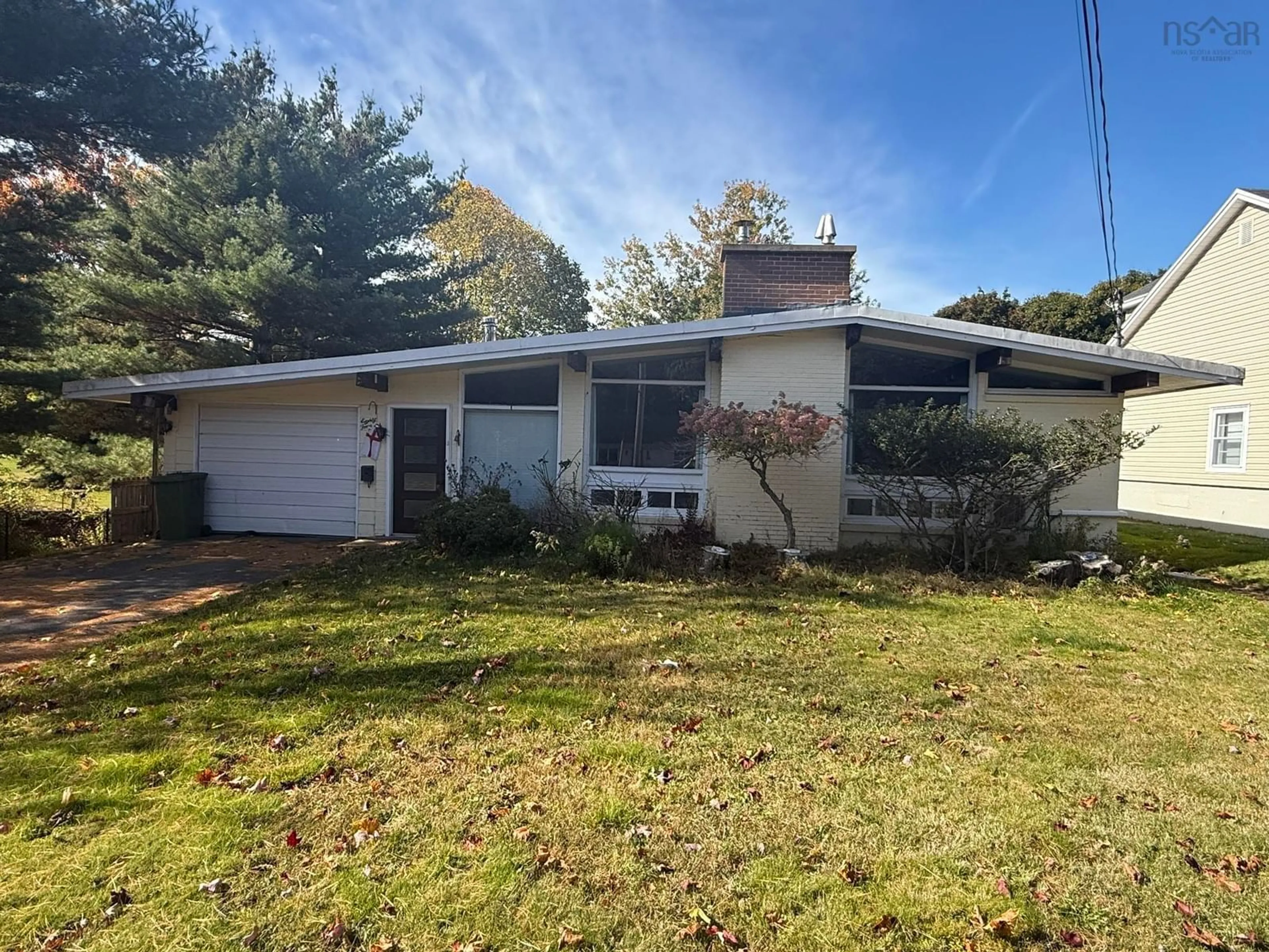 Home with vinyl exterior material, street for 84 Roosevelt Ave, Truro Nova Scotia B2N 1B6