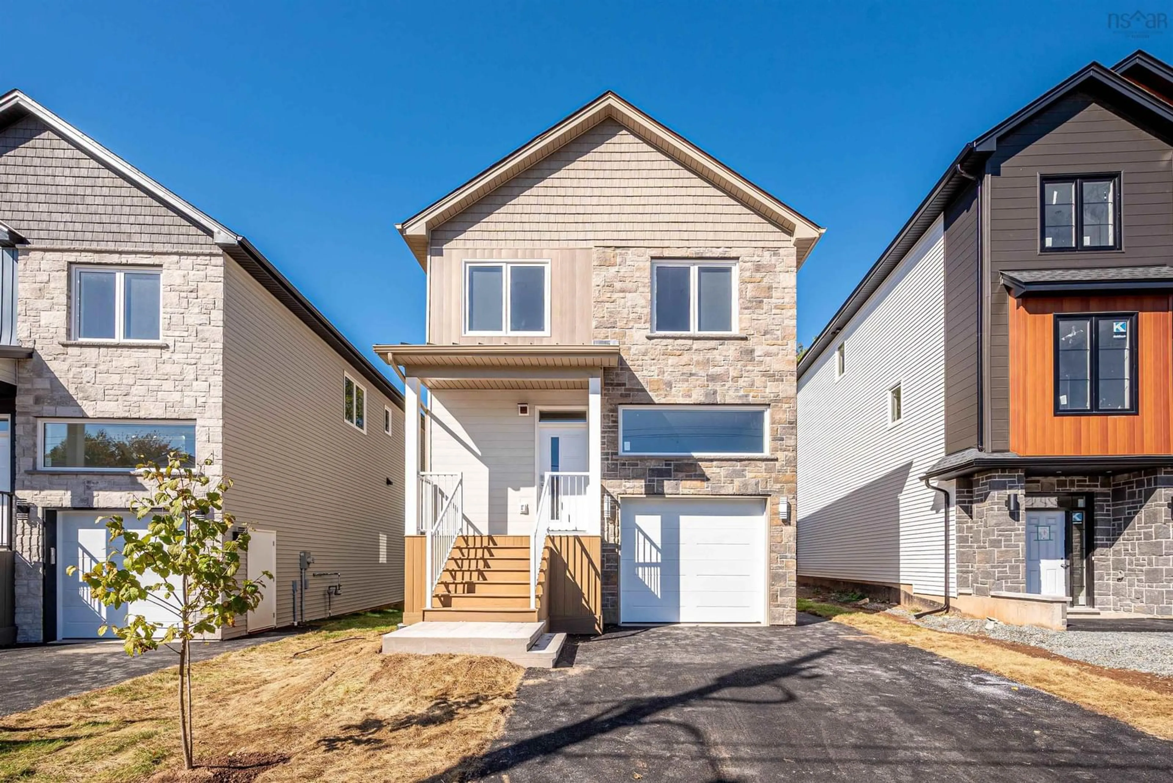 Home with brick exterior material, street for 17 Pearlgarden Close, Dartmouth Nova Scotia B2X 0C3