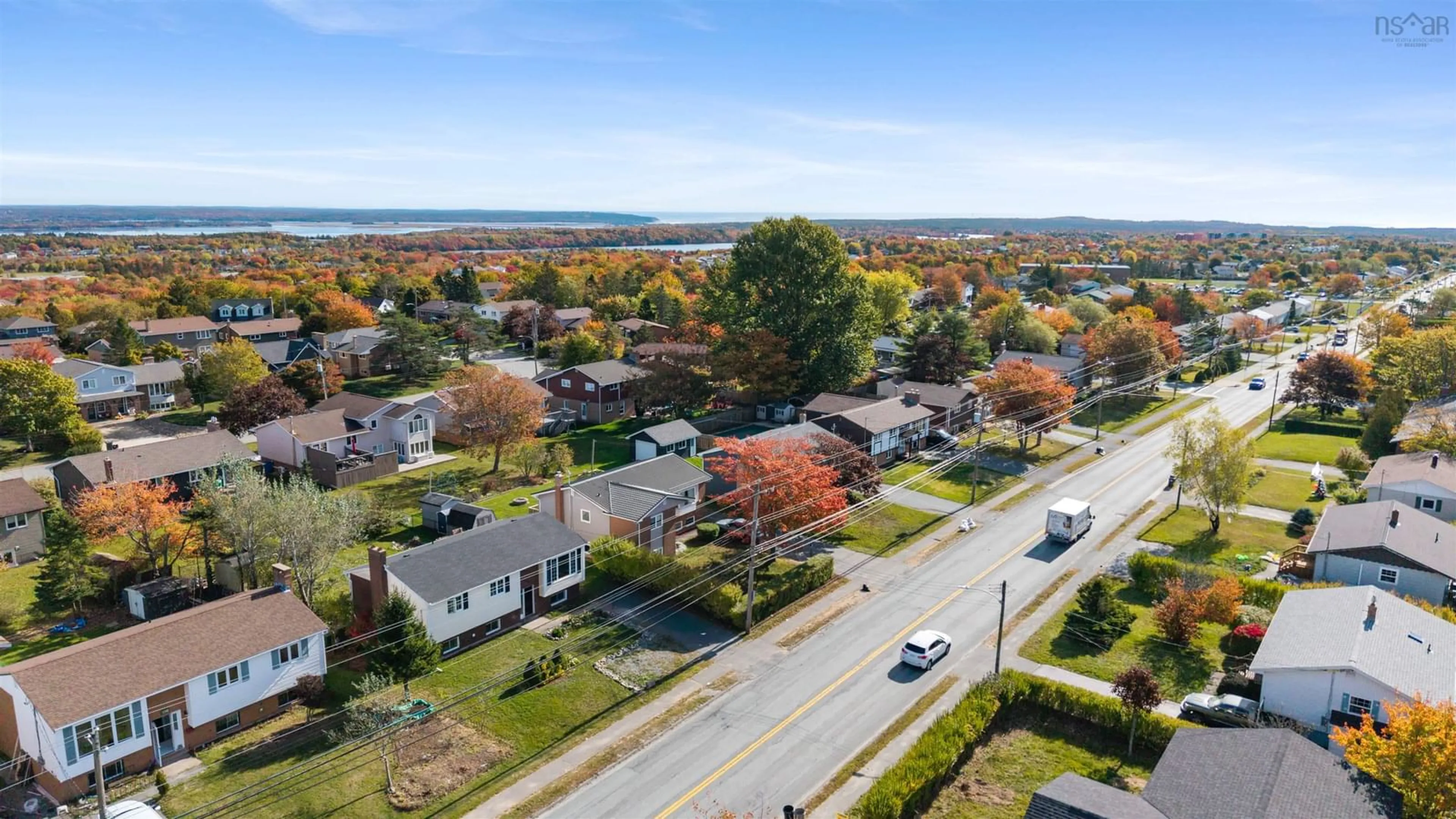 A pic from outside/outdoor area/front of a property/back of a property/a pic from drone, unknown for 198 Caldwell Rd, Dartmouth Nova Scotia B2V 1V3