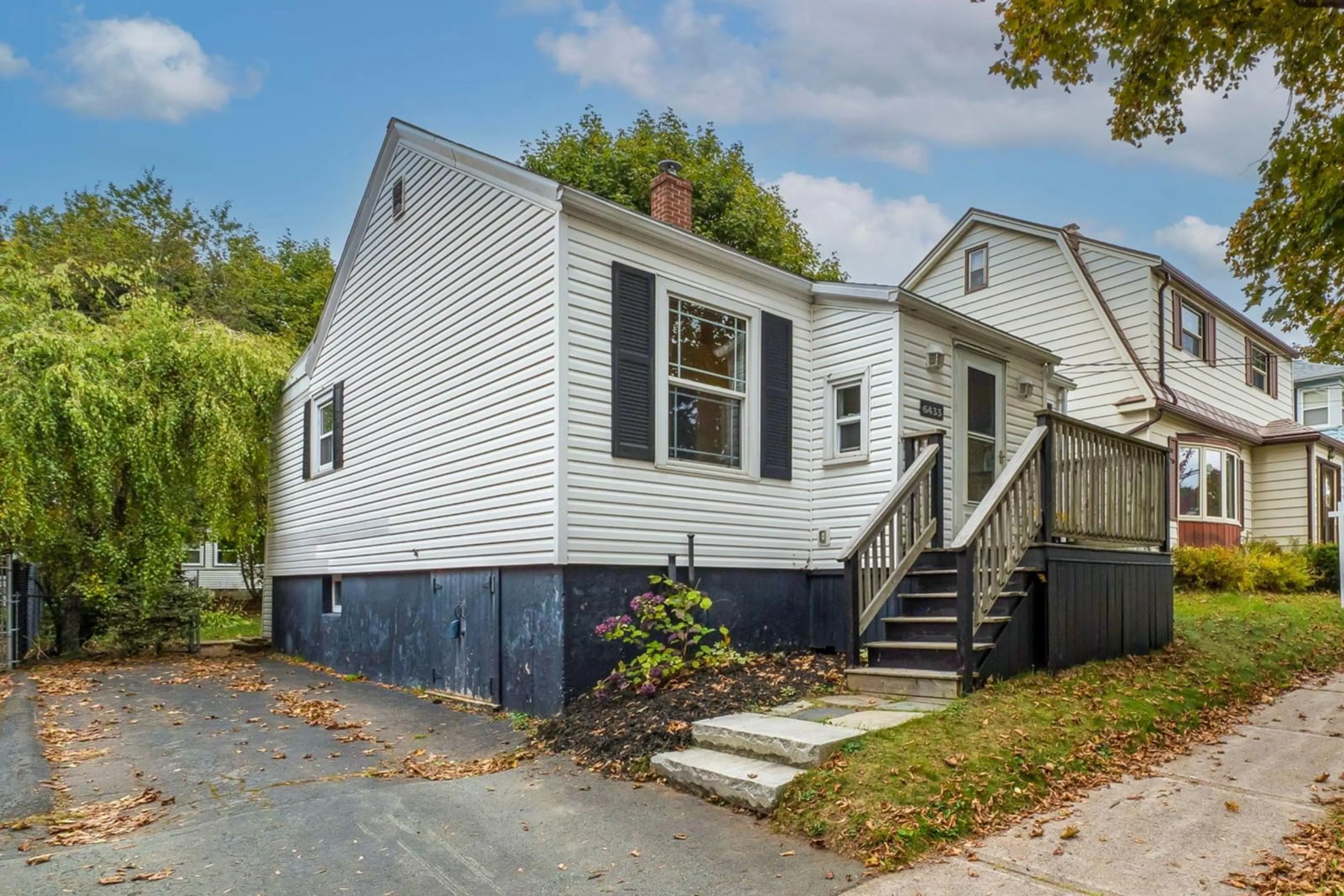 Home with vinyl exterior material, street for 6433 Almon St, Halifax Nova Scotia B3L 1V6