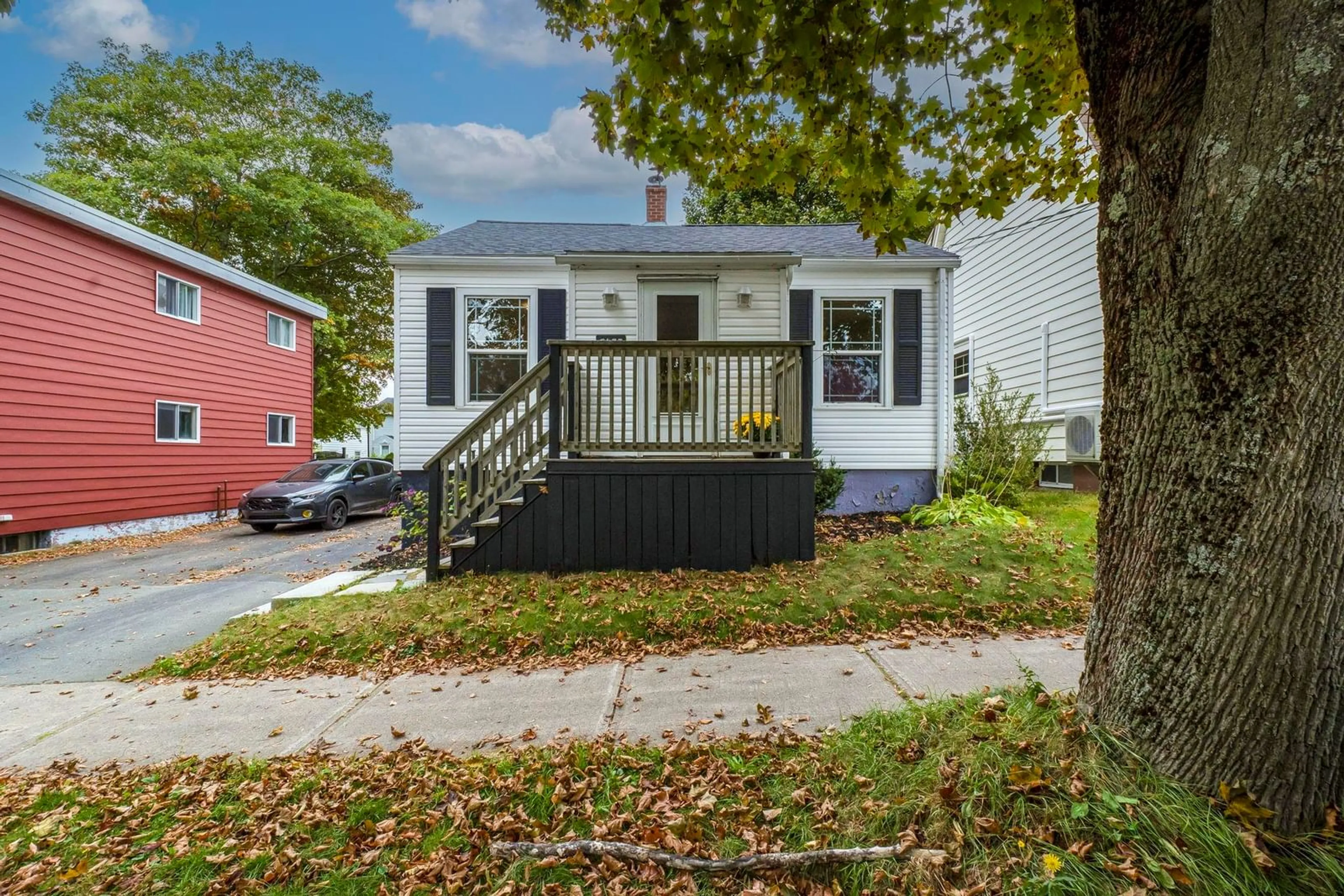Home with vinyl exterior material, street for 6433 Almon St, Halifax Nova Scotia B3L 1V6