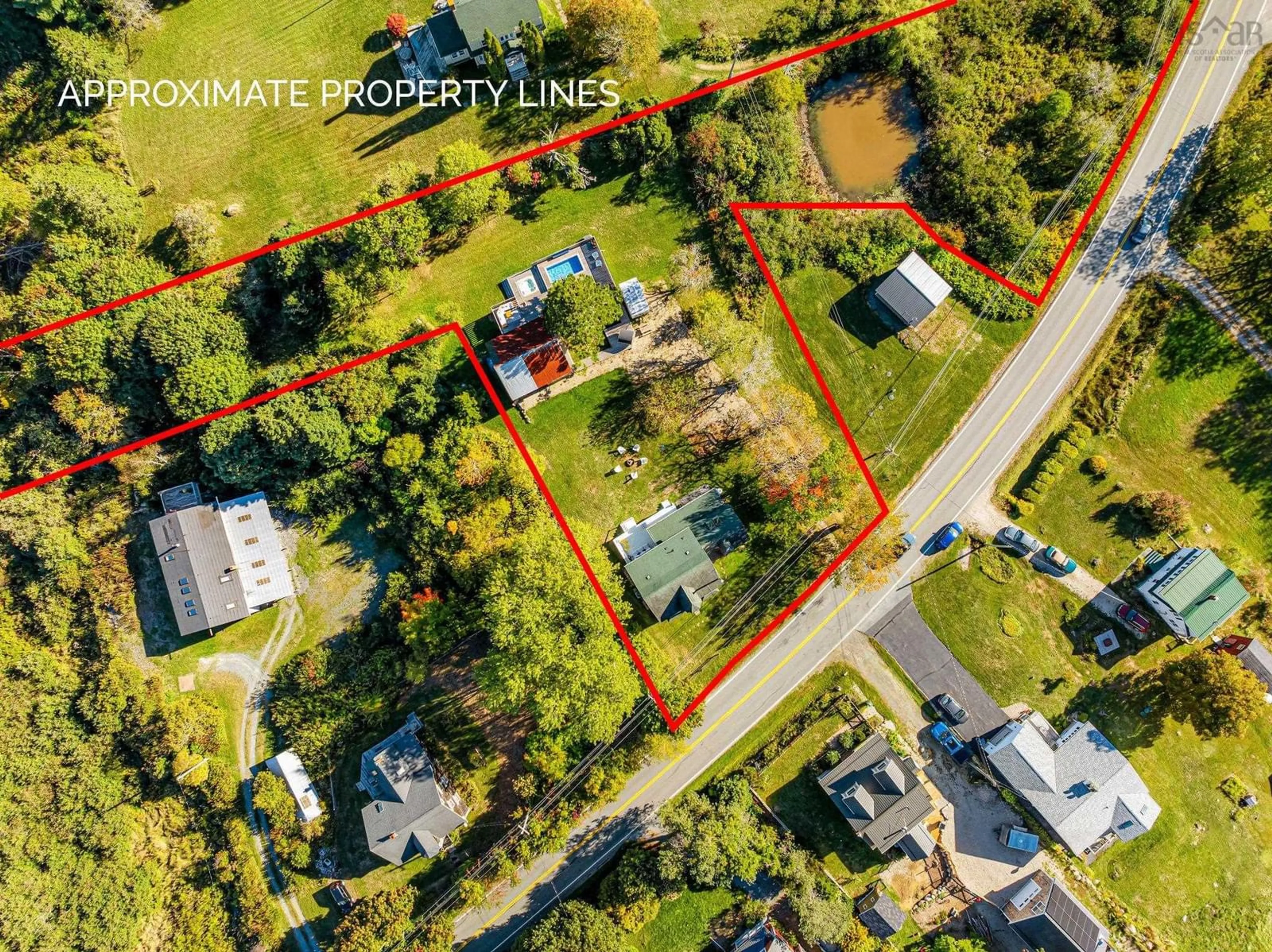 A pic from outside/outdoor area/front of a property/back of a property/a pic from drone, street for 3579 331 Hwy, Lahave Nova Scotia B0R 1C0