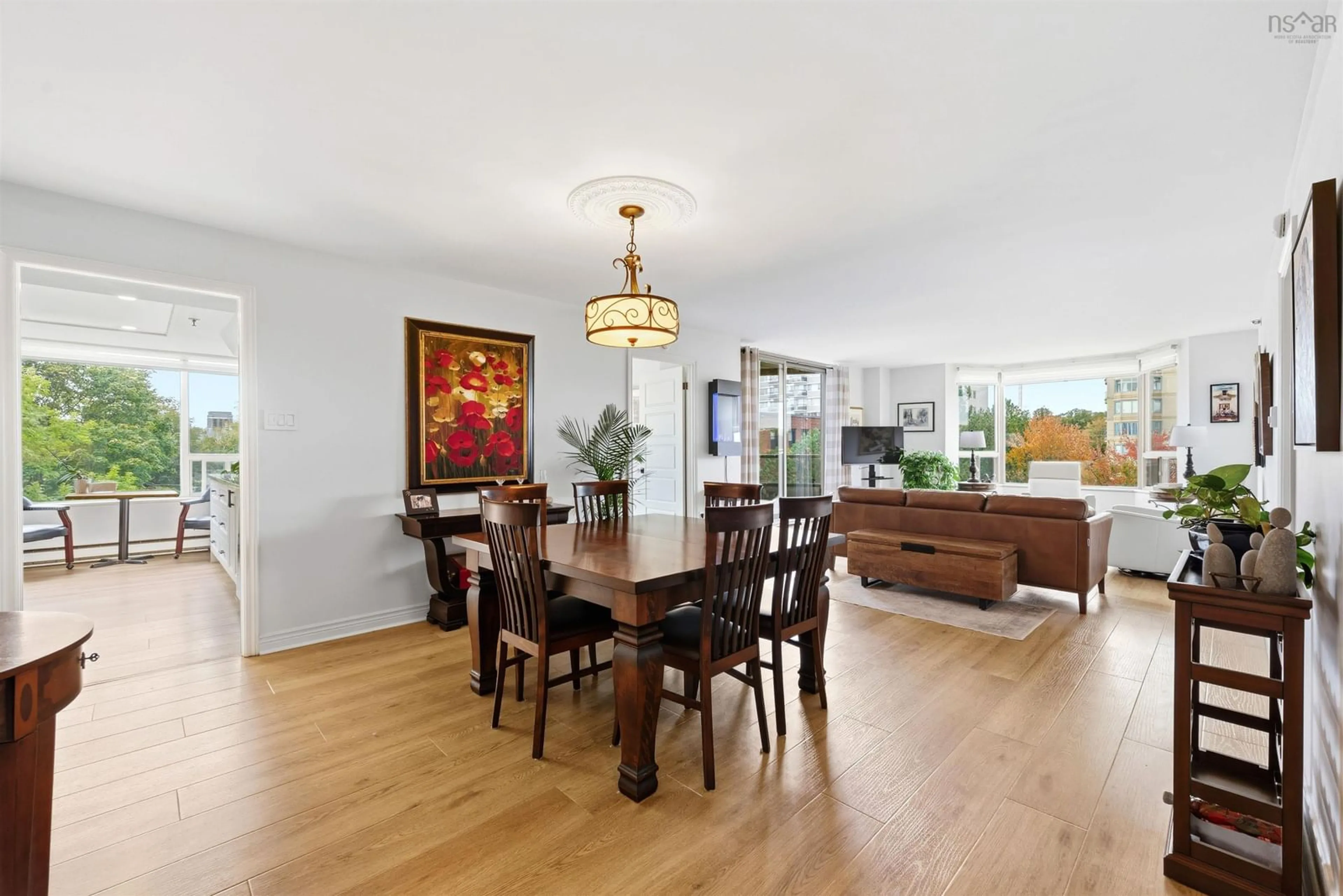 Dining room, wood/laminate floor for 1470 Summer St #506, Halifax Nova Scotia B3H 3A3