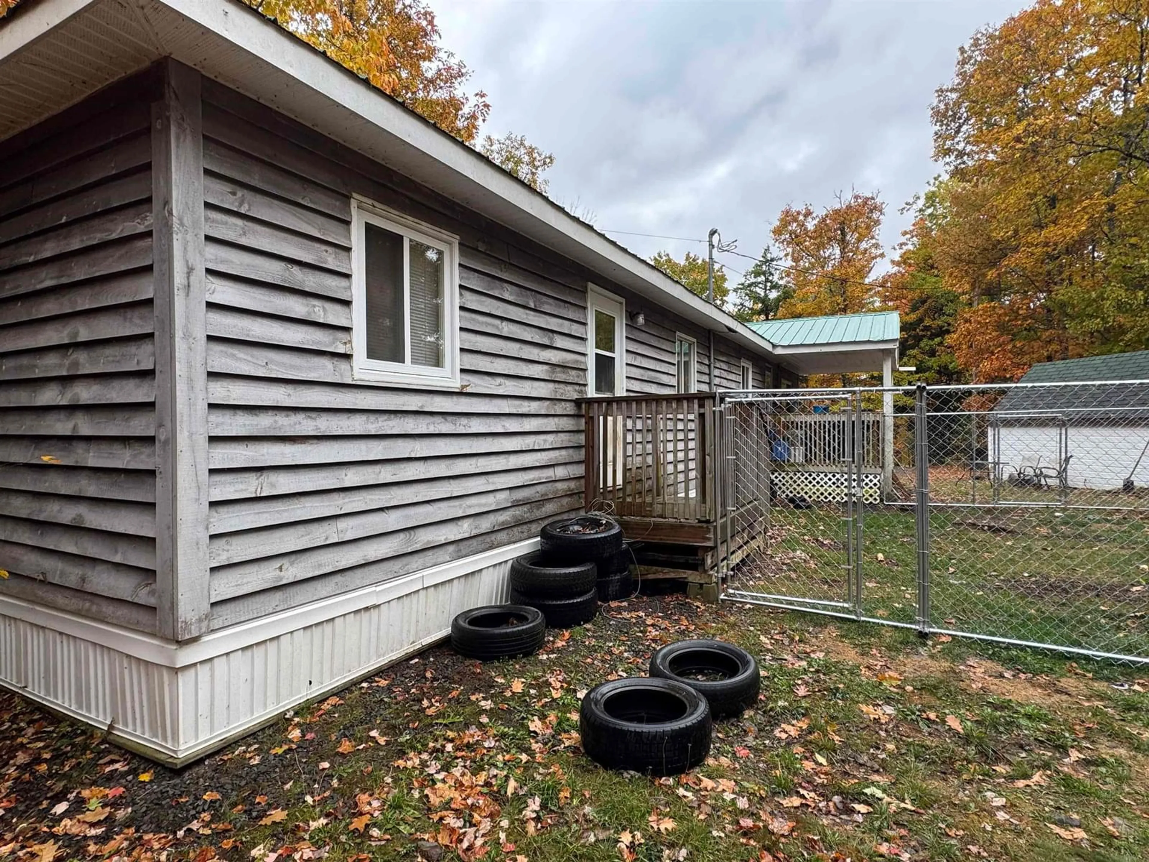 Shed for 3768/3772 Highway 10, Pinehurst Nova Scotia B0R 1E0