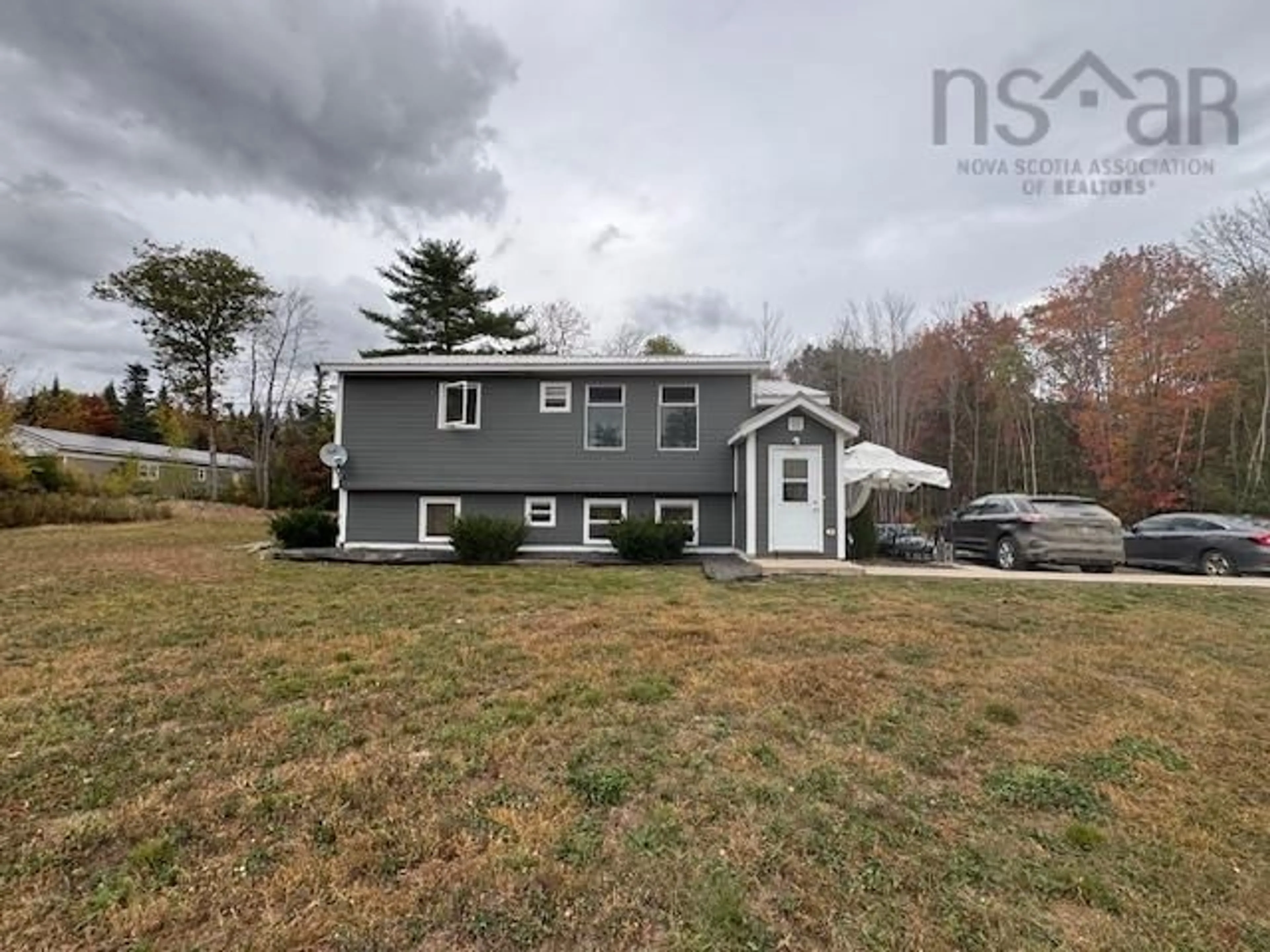 Home with vinyl exterior material, unknown for 3806 Highway 10, Pinehurst Nova Scotia B0R 1E0
