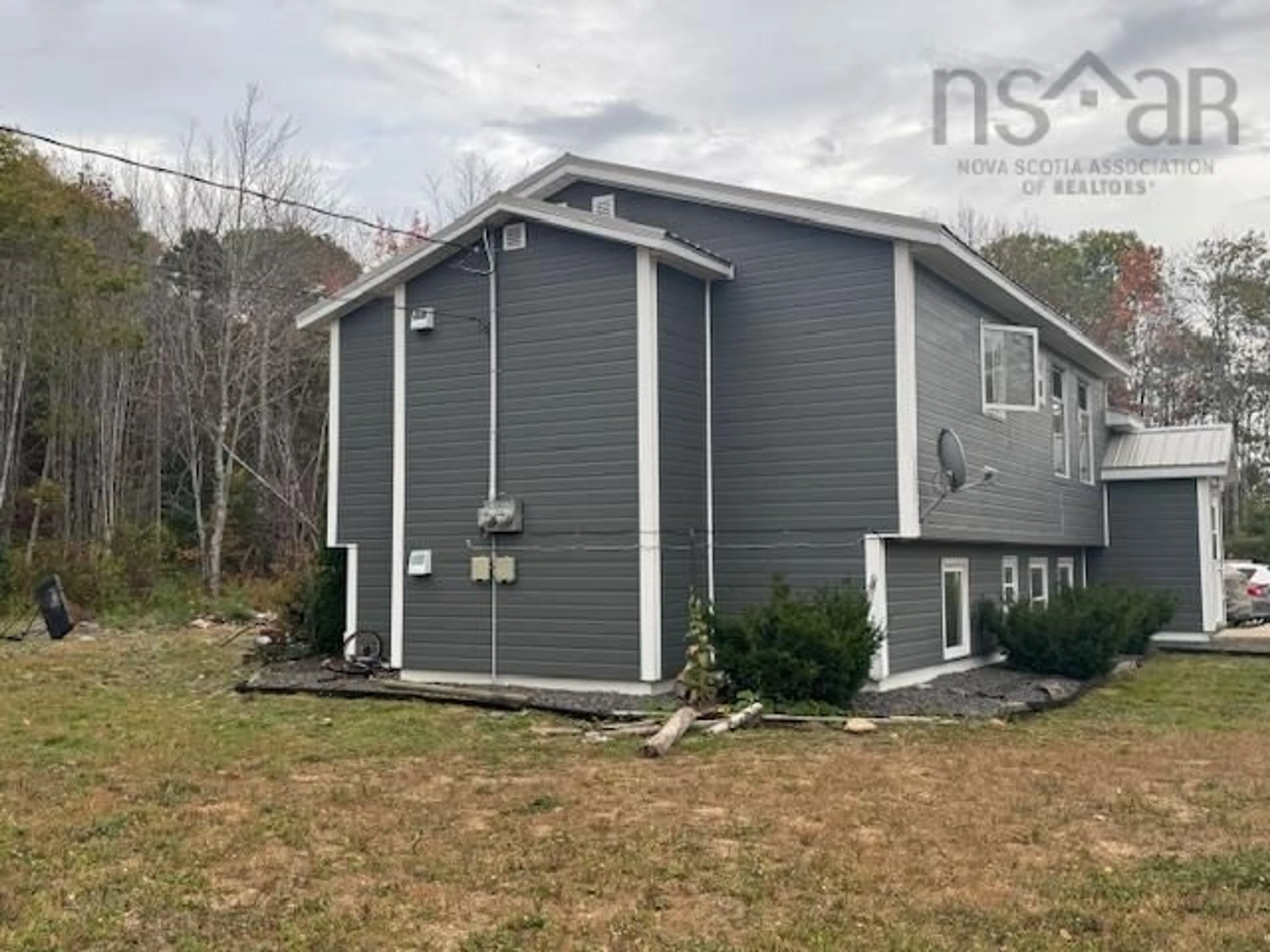 Home with vinyl exterior material, unknown for 3806 Highway 10, Pinehurst Nova Scotia B0R 1E0