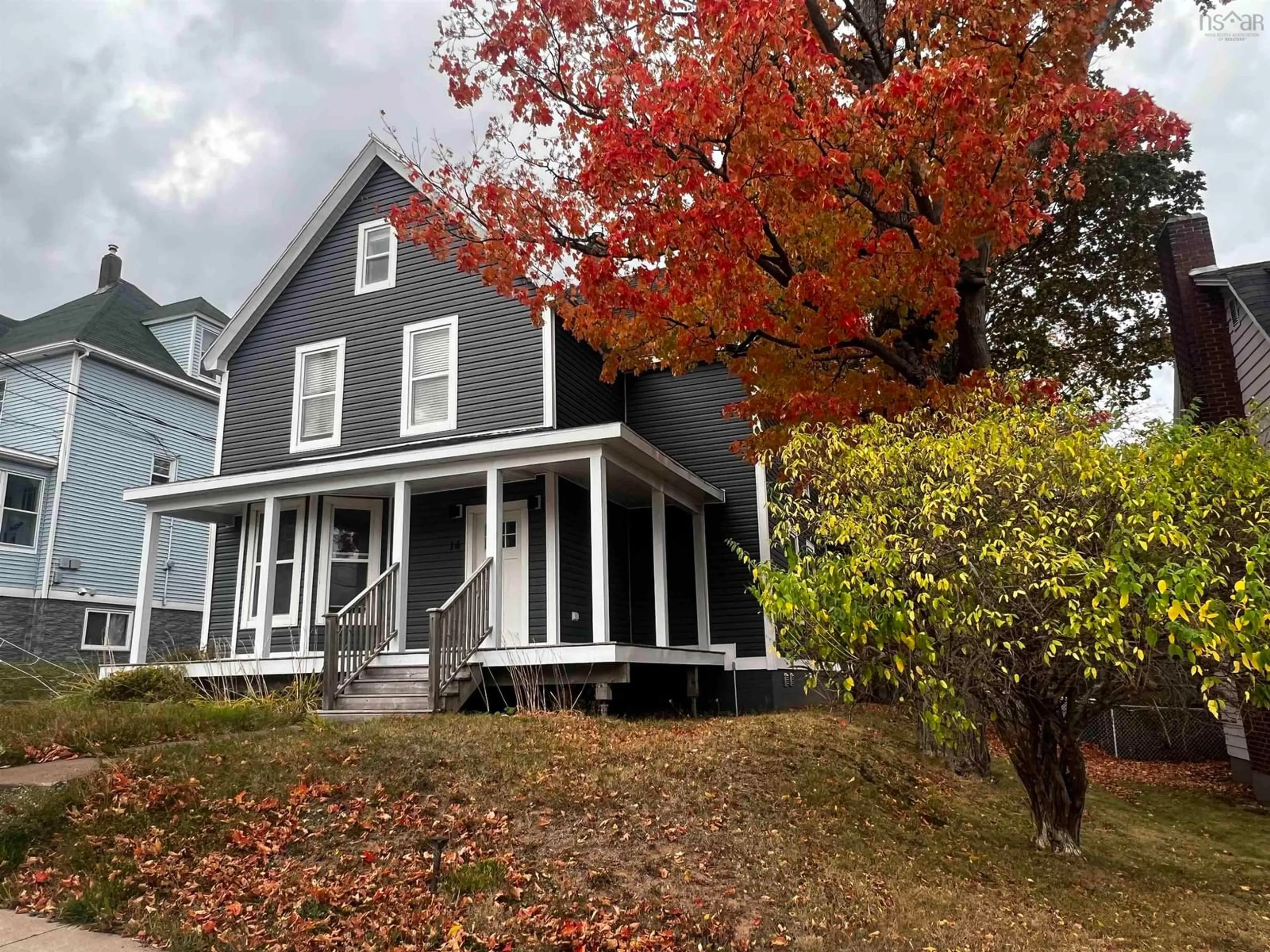 Home with vinyl exterior material, street for 14 Allan Ave, Stellarton Nova Scotia B0K 1S0