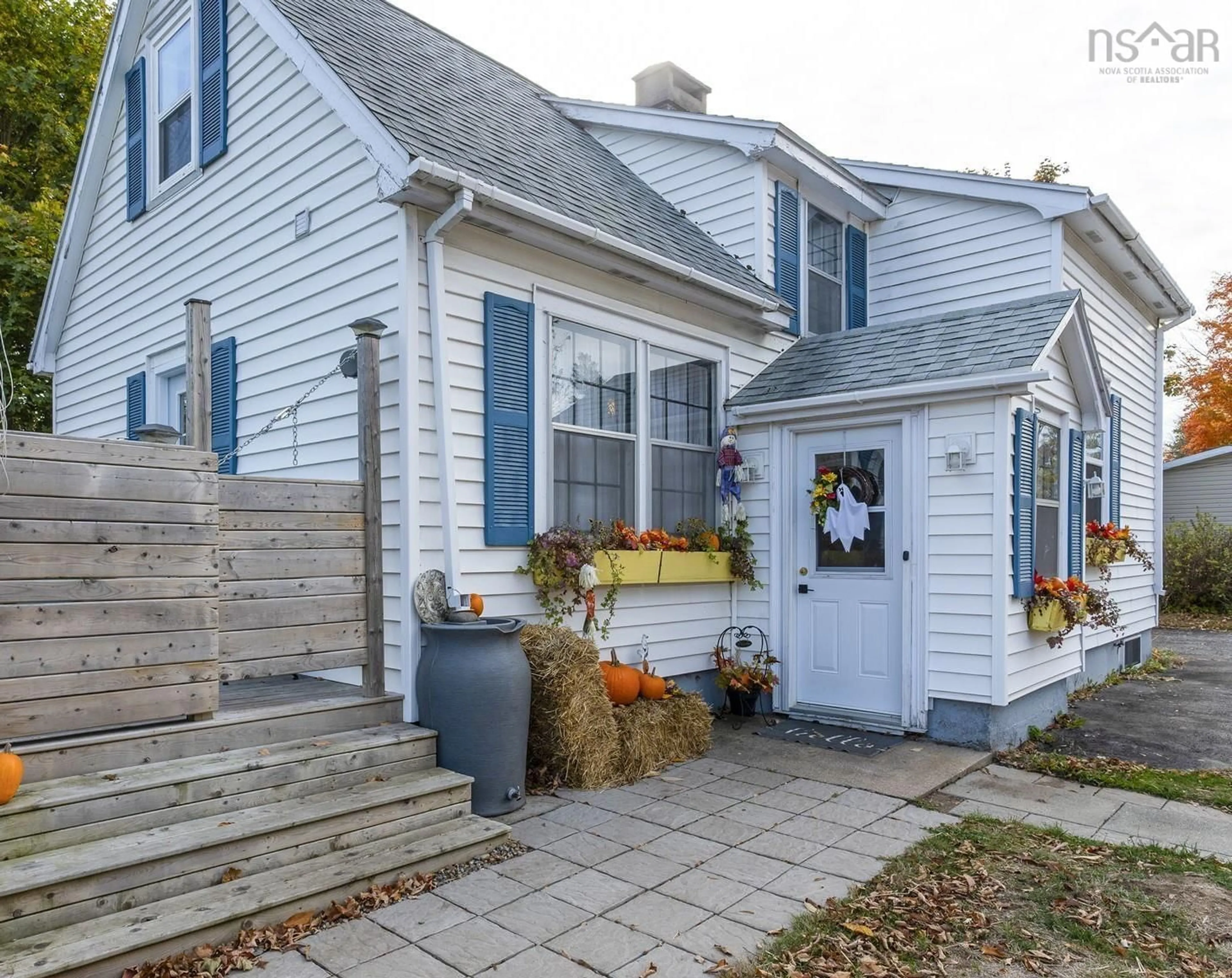 Home with vinyl exterior material, street for 13601 Highway 1, Wilmot Nova Scotia B0P 1W0