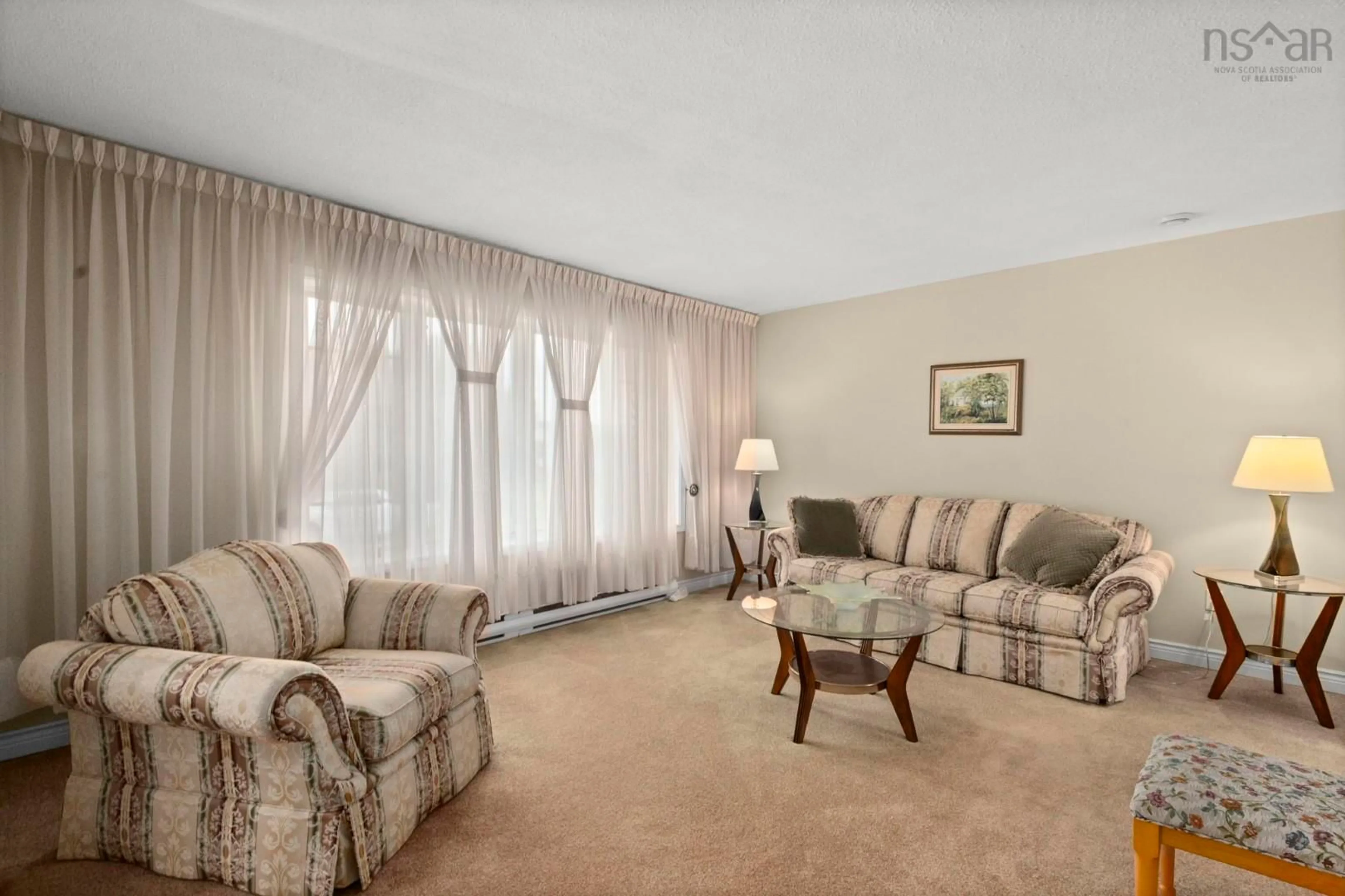 Living room with furniture, carpet floor for 70 Fiddlers Green, Dartmouth Nova Scotia B2V 1Z4