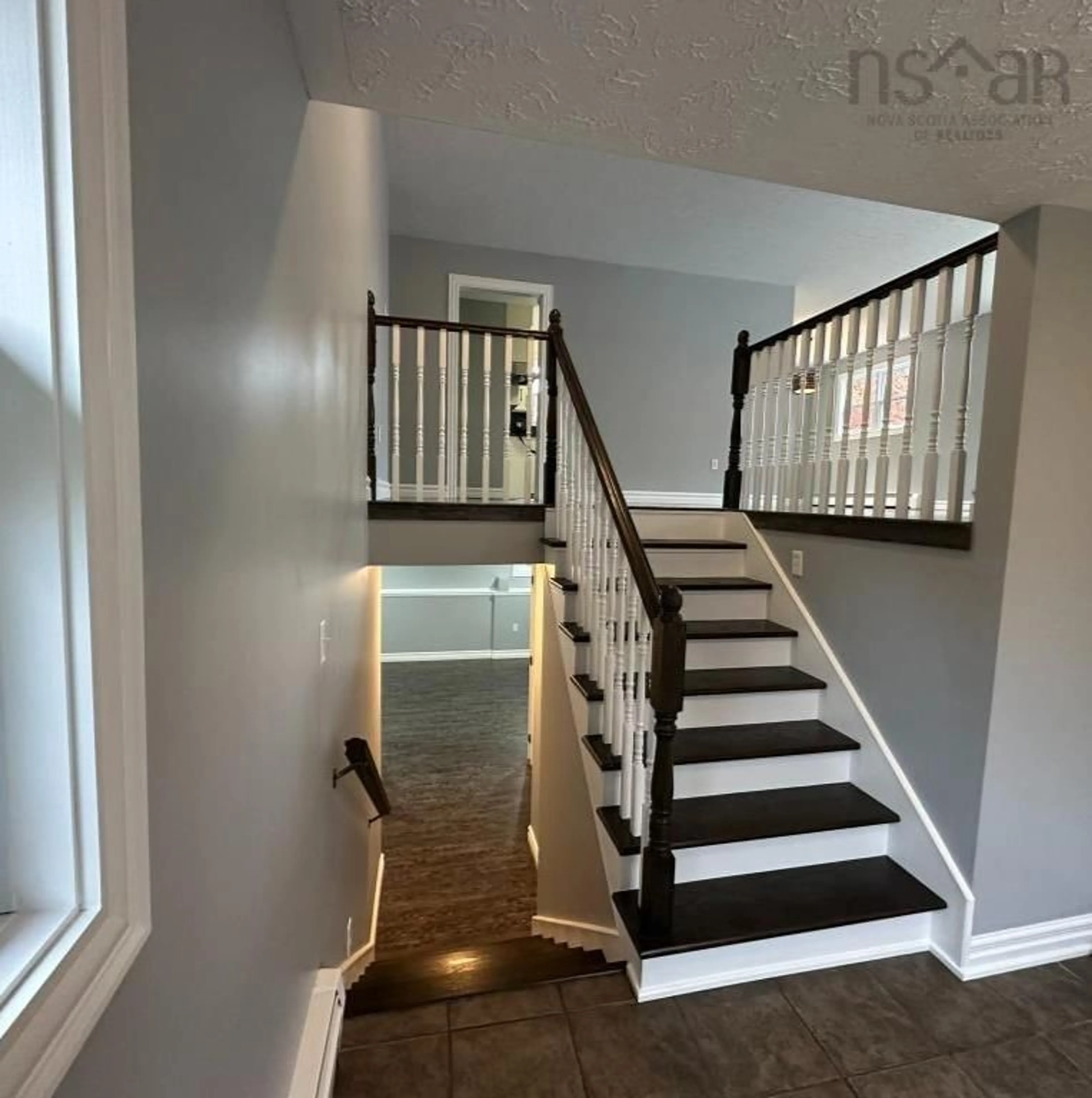 Stairs for 239 Milne Ave, New Minas Nova Scotia B4N 4C9