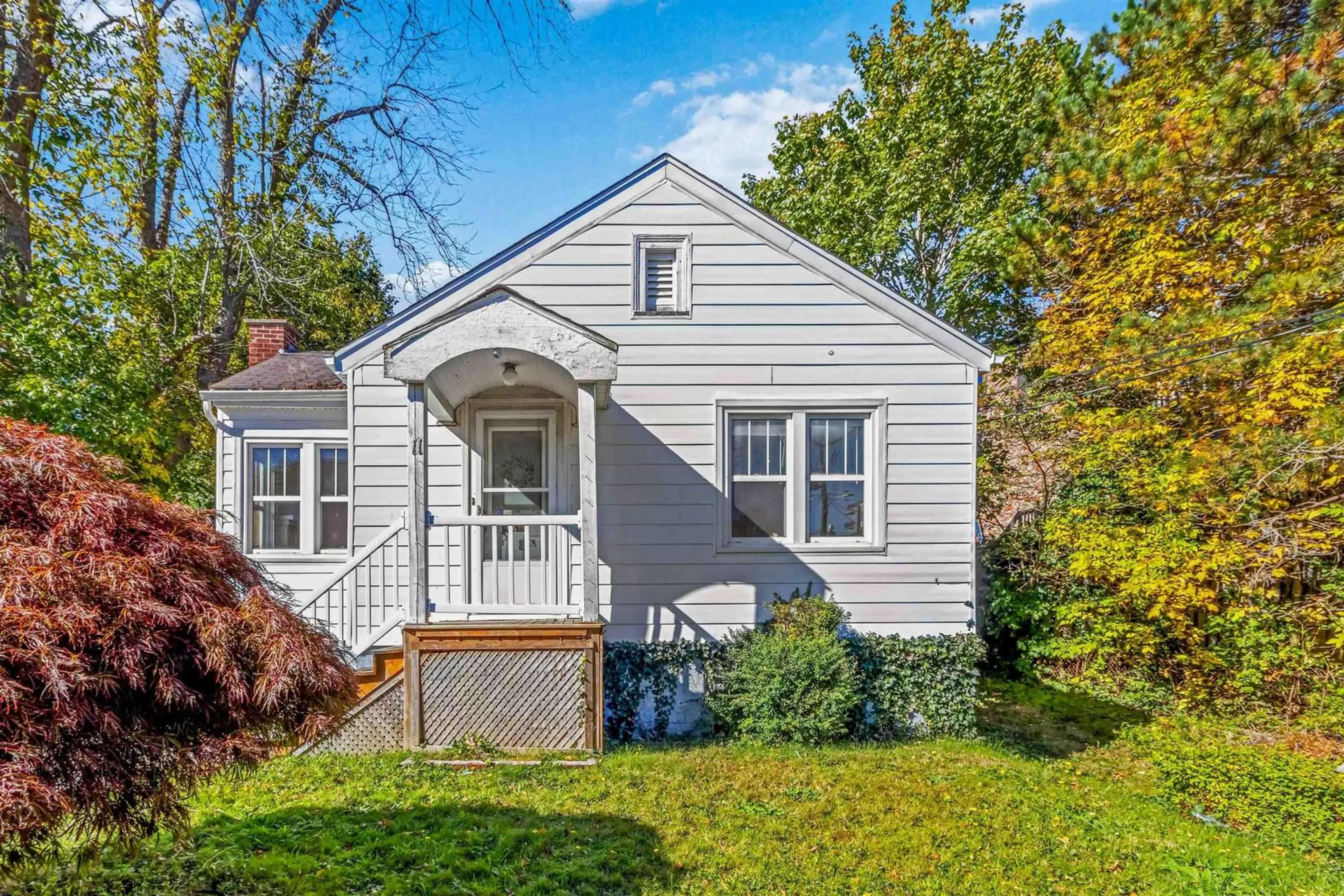 Home with vinyl exterior material, street for 11 Ashdale Ave, Halifax Nova Scotia B3N 2C7