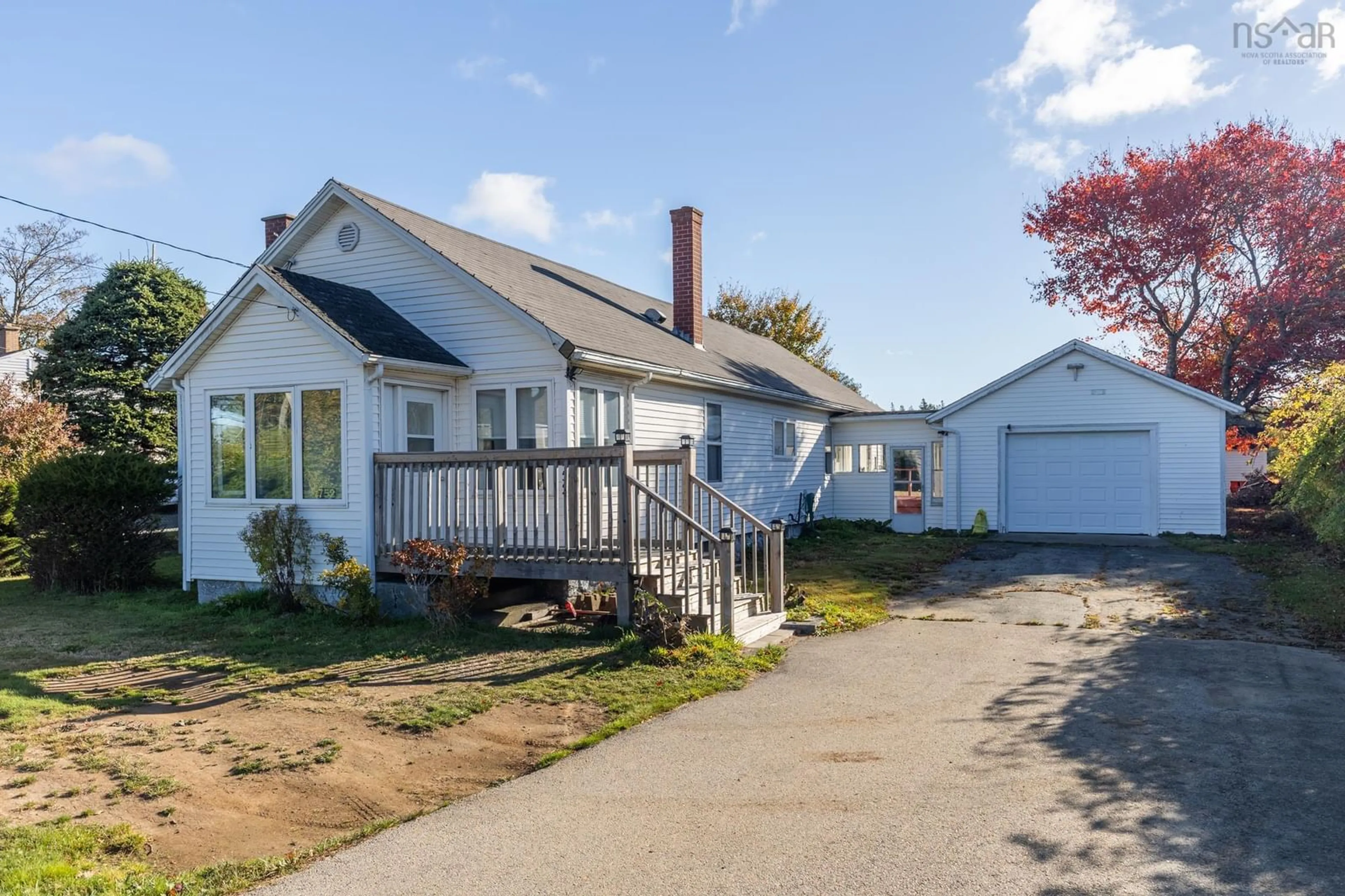 A pic from outside/outdoor area/front of a property/back of a property/a pic from drone, street for 752 Highway 1, Hebron Nova Scotia B5A 5Z5