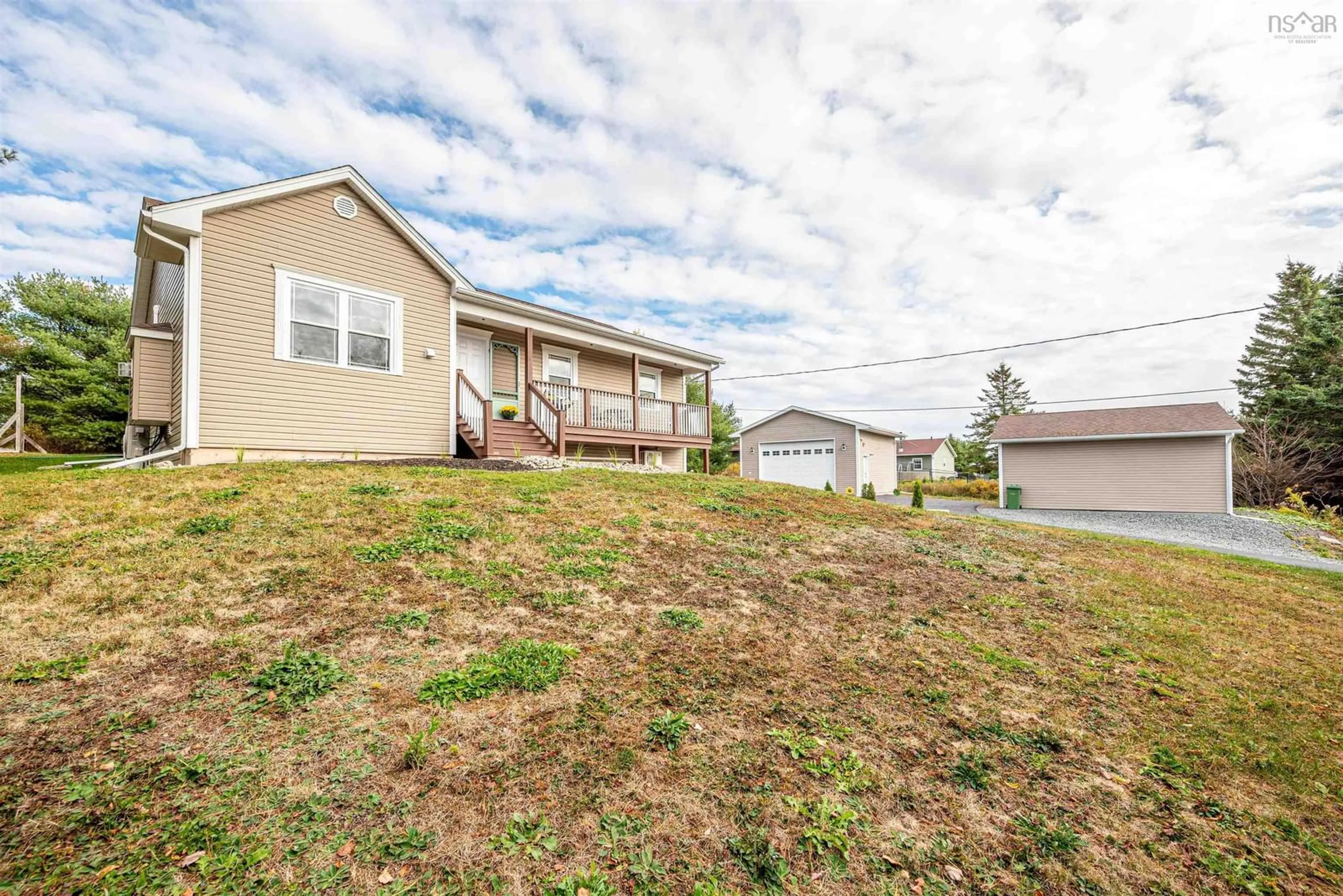 A pic from outside/outdoor area/front of a property/back of a property/a pic from drone, unknown for 3235 Sackville Dr, Upper Sackville Nova Scotia B4E 3C5