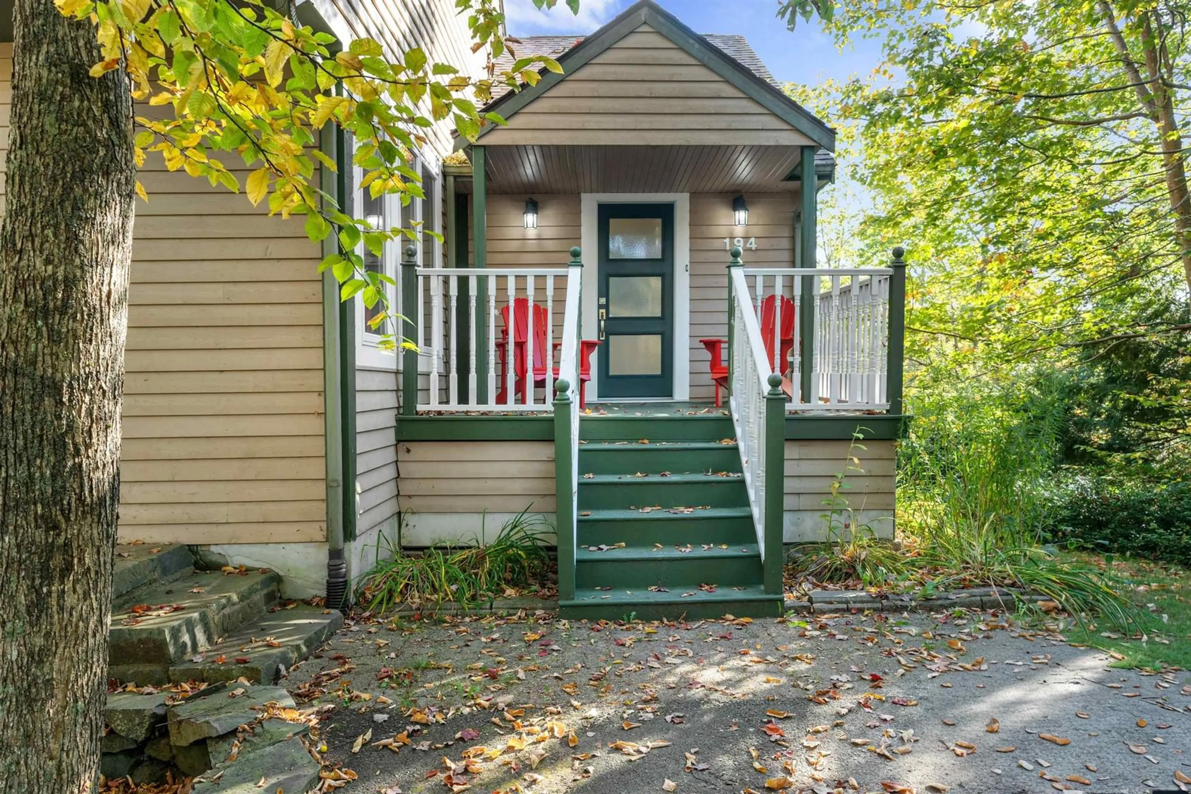 Home with vinyl exterior material, street for 194 Ponderosa Dr, Lake Echo Nova Scotia B3E 1E1