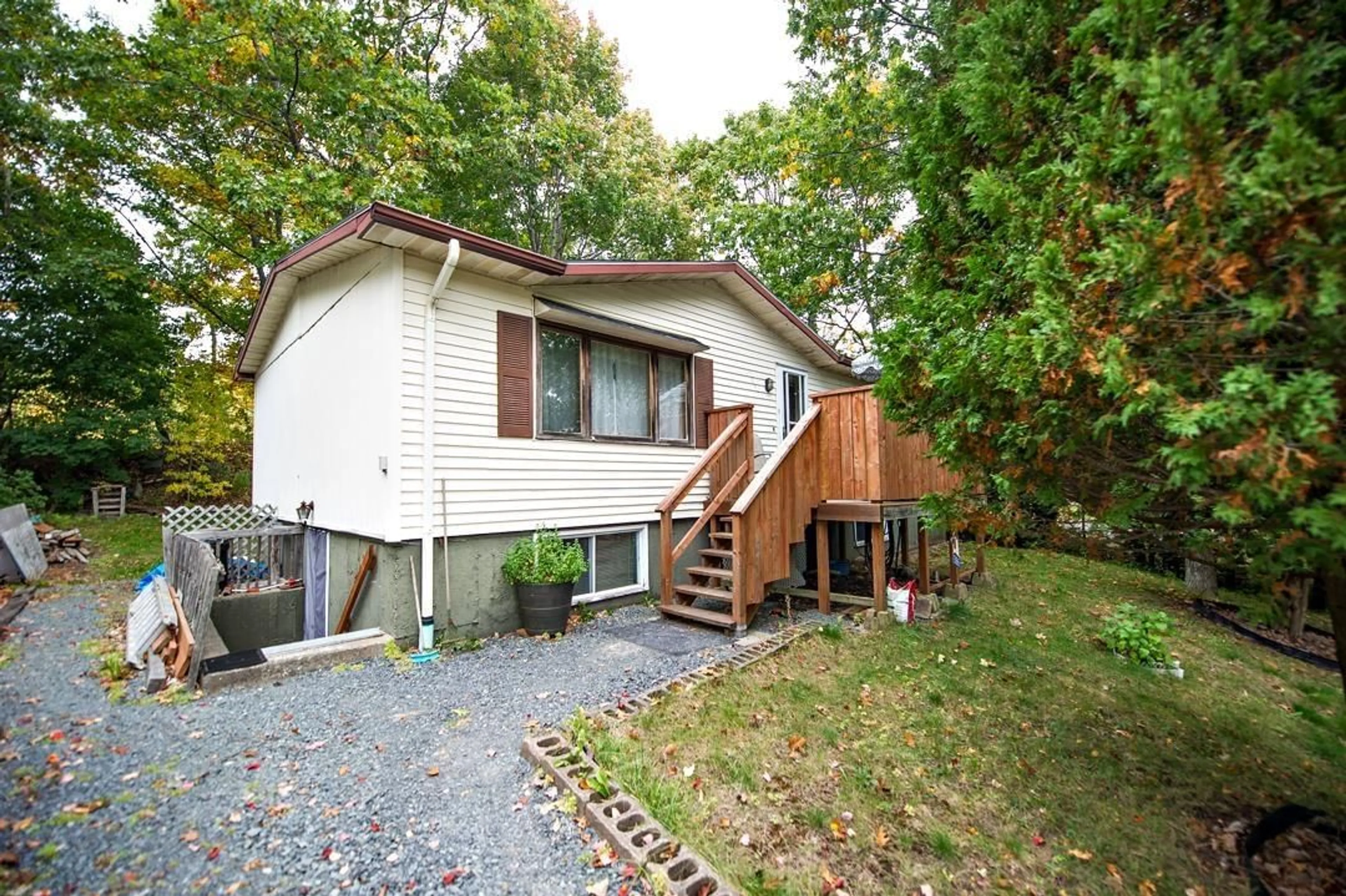 Unknown for 386 Rocky Lake Dr, Bedford Nova Scotia B4A 2T5