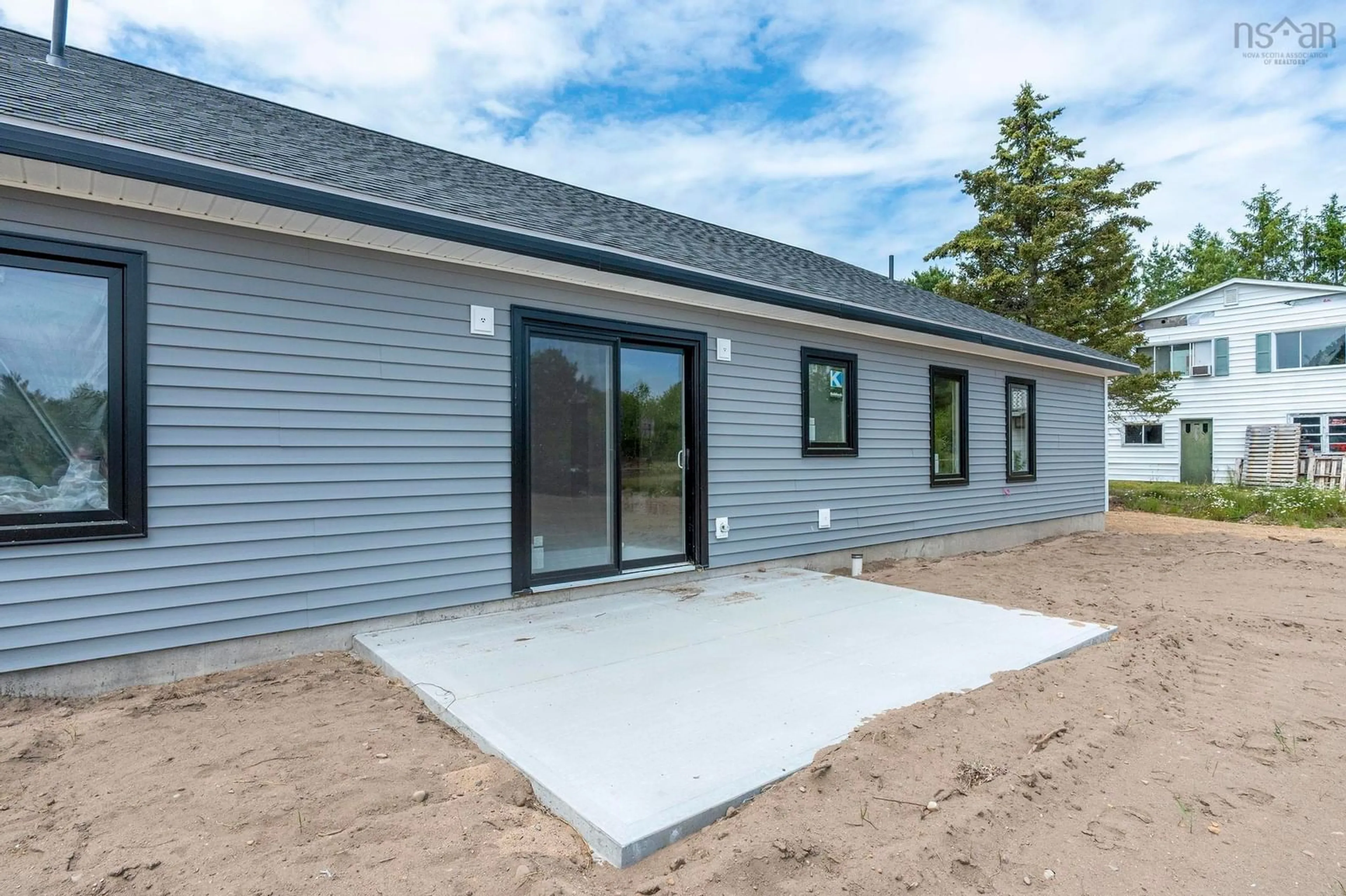 Home with vinyl exterior material, building for 1866 Greenwood Dr, Kingston Nova Scotia B0P 1R0