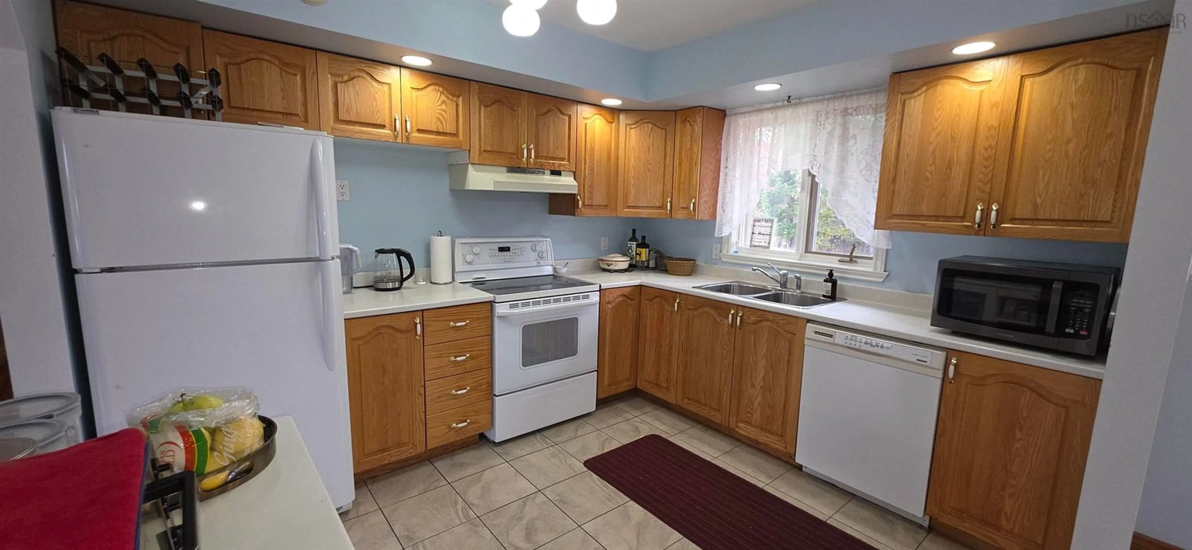 Standard kitchen, unknown for 70 Trundle Cres, Middle Sackville Nova Scotia B4E 2X2