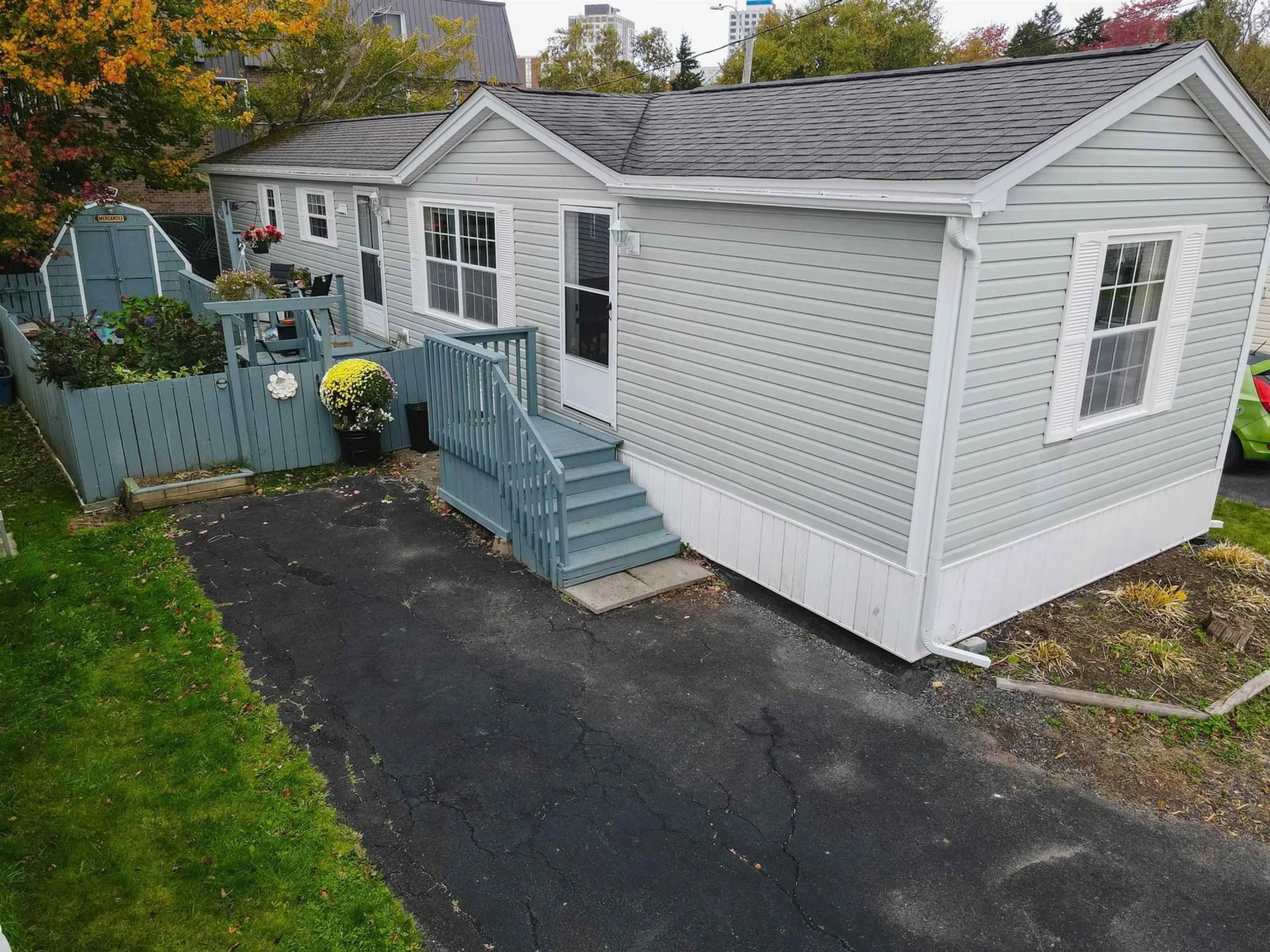 A pic from outside/outdoor area/front of a property/back of a property/a pic from drone, street for 23 Shamrock Dr, Halifax Nova Scotia B3M 3A5