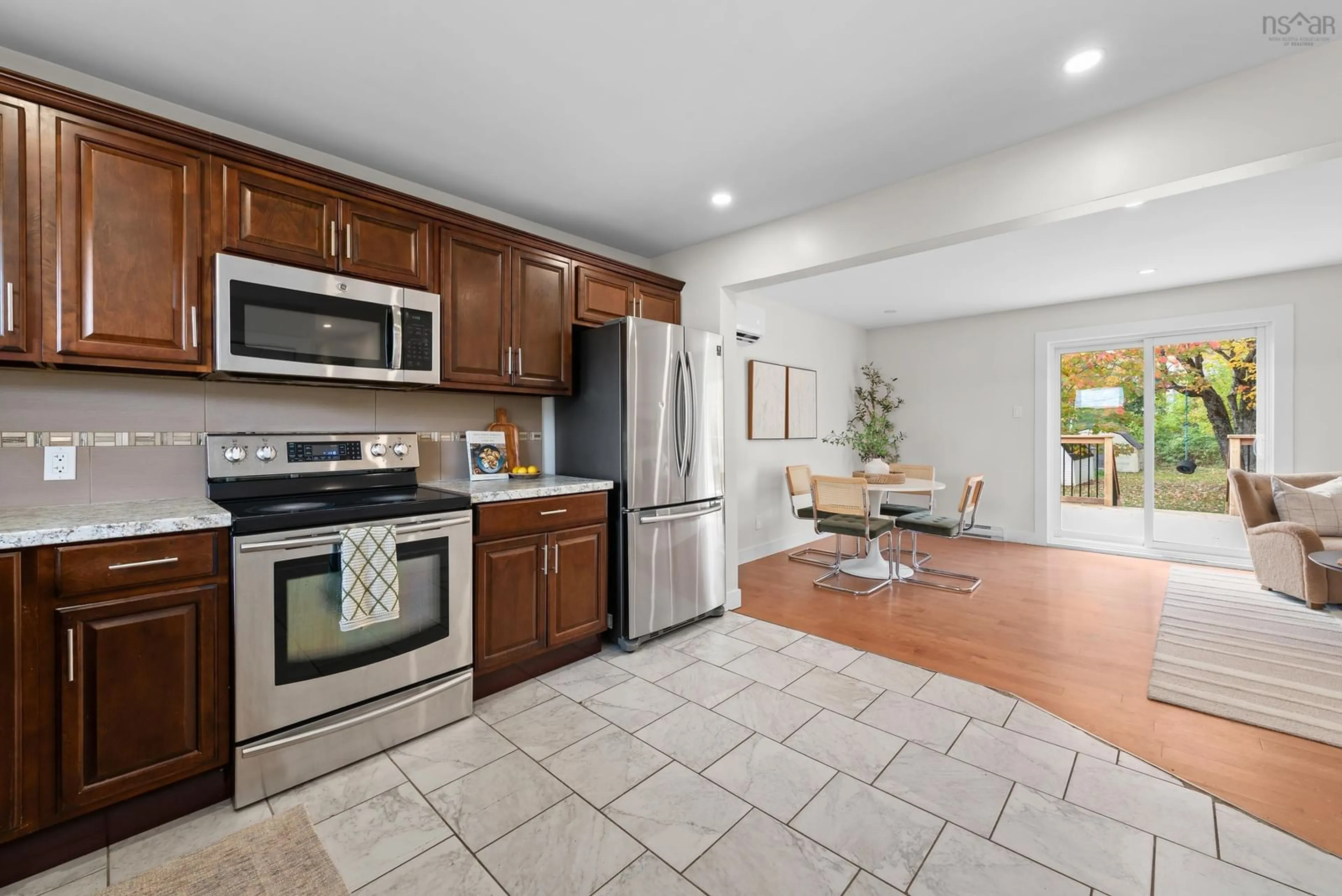 Open concept kitchen, ceramic/tile floor for 790 Old Sackville Rd Rd, Sackville Nova Scotia B4E 1R1