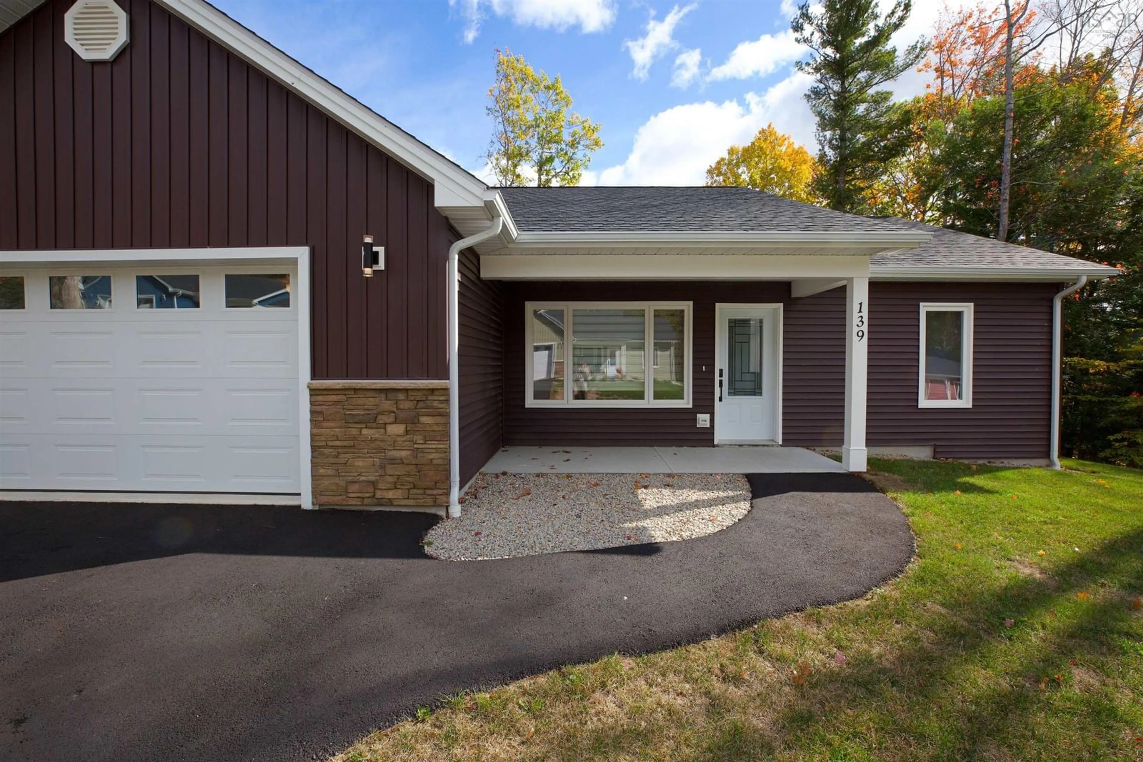 Home with vinyl exterior material, street for 139 Winburn Ave, Bridgewater Nova Scotia B4V 4A2