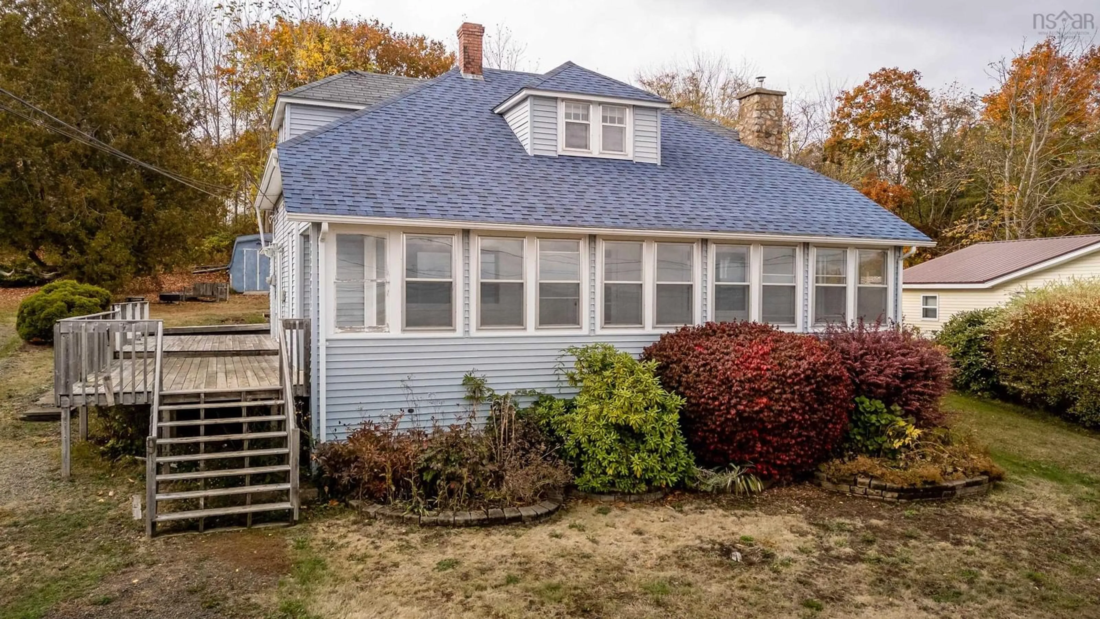 Home with vinyl exterior material, unknown for 9 Shore Rd, Digby Nova Scotia B0V 1A0
