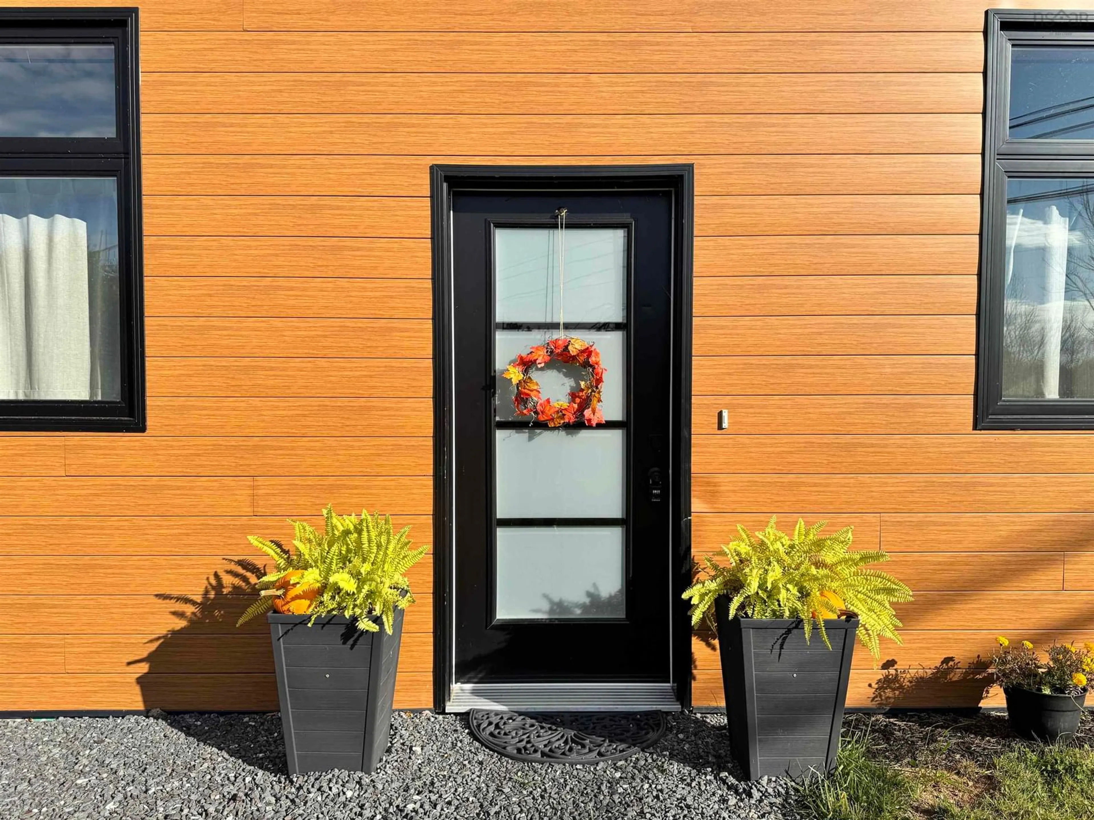 Indoor entryway for 5311 Highway 4, Alma Nova Scotia B0K 2A0