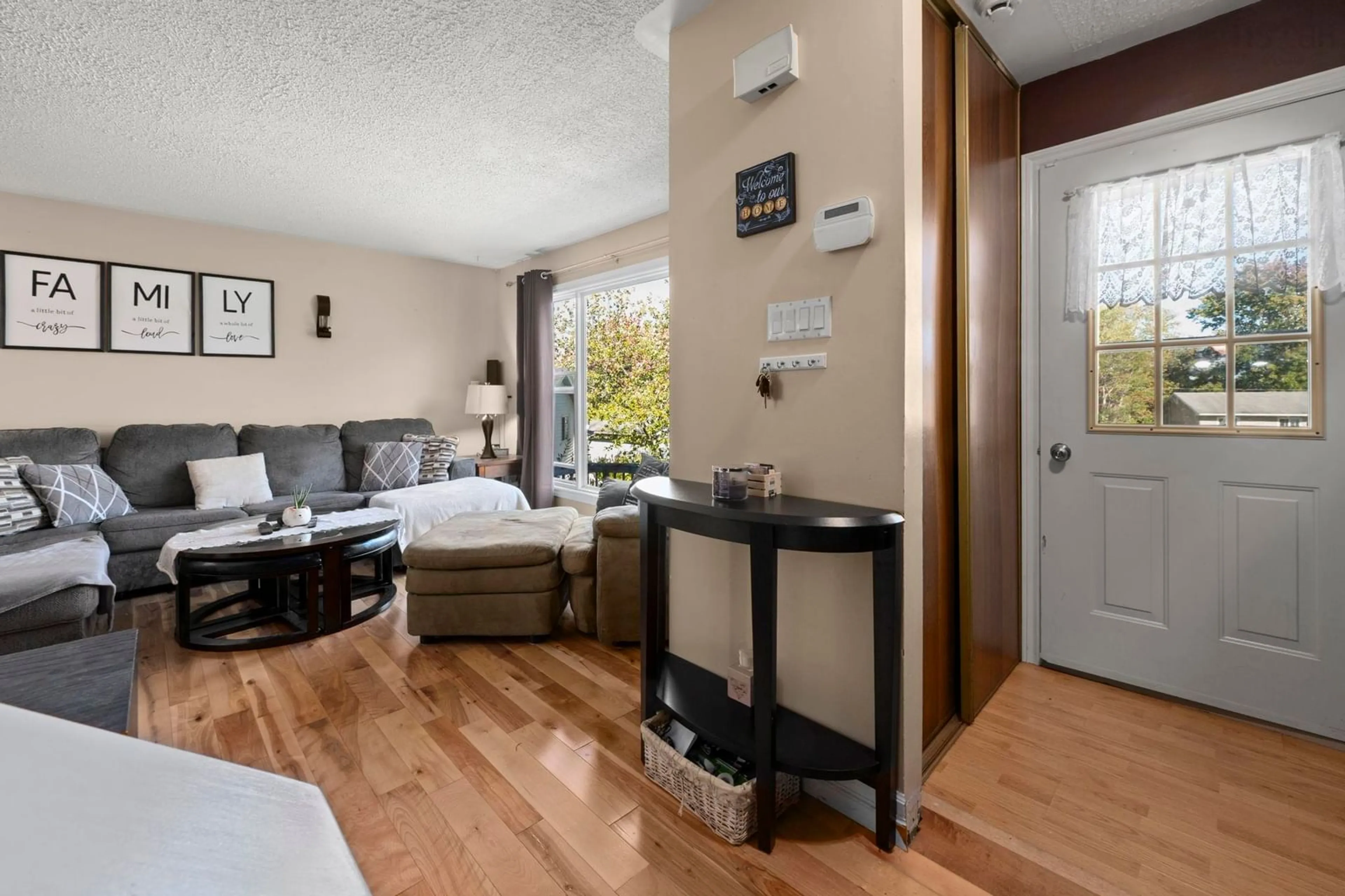 Unknown for 26 Steeves Crt, Lower Sackville Nova Scotia B4C 1K4