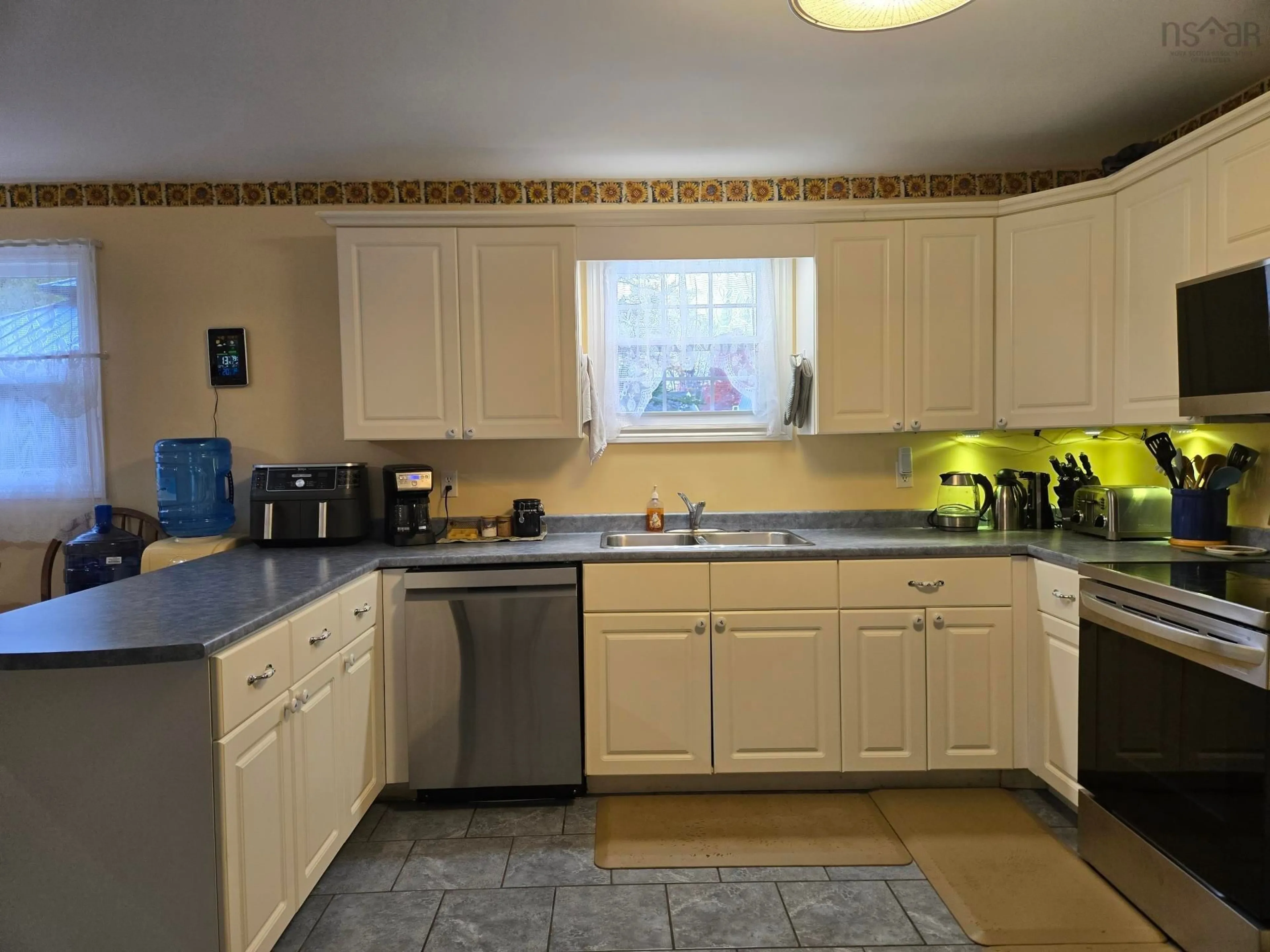 Standard kitchen, ceramic/tile floor for 49 Second Court, Valley Nova Scotia B6L 2T6