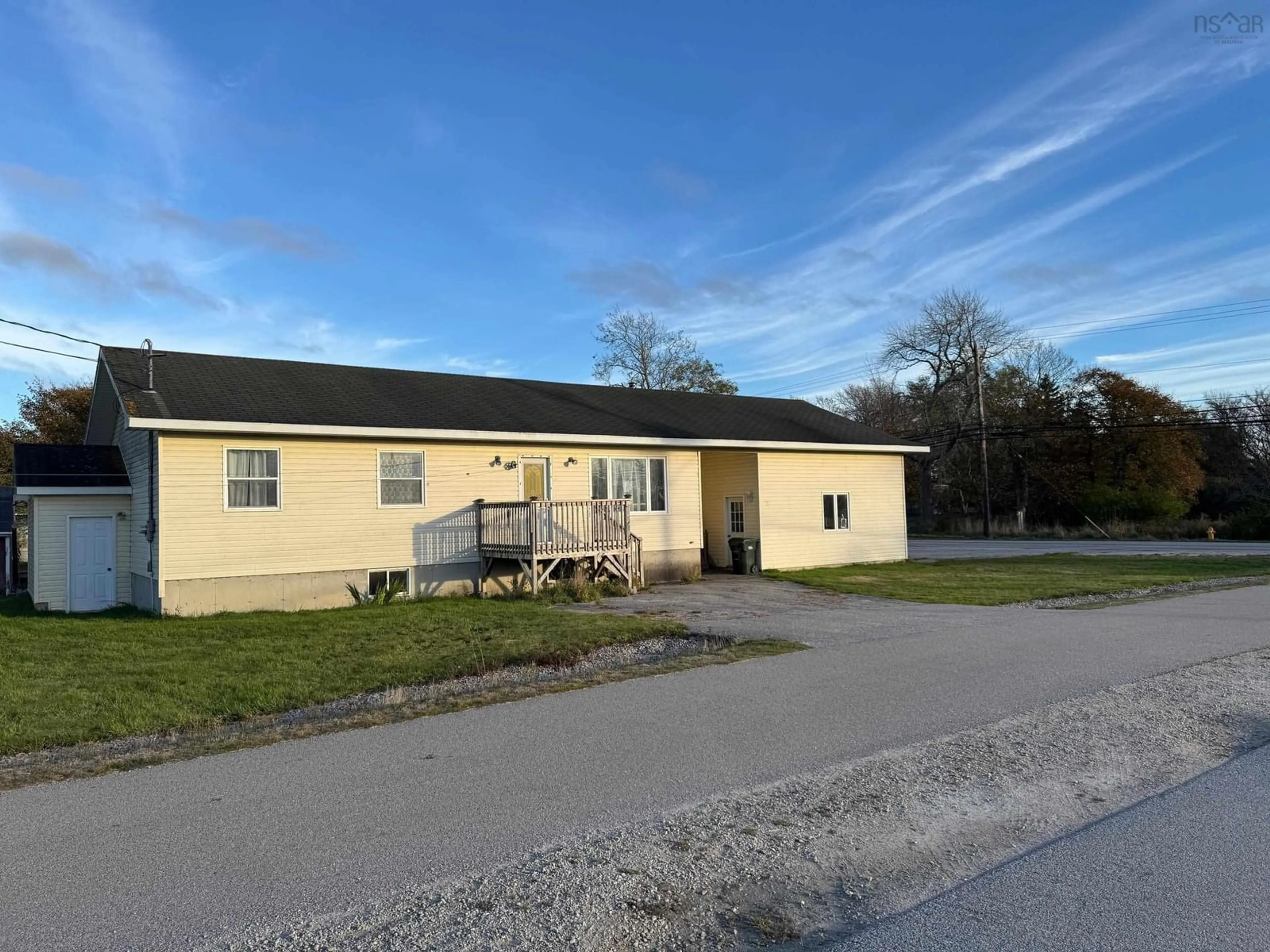 A pic from outside/outdoor area/front of a property/back of a property/a pic from drone, building for 59 Clements Ave, Yarmouth Nova Scotia B5A 2L8