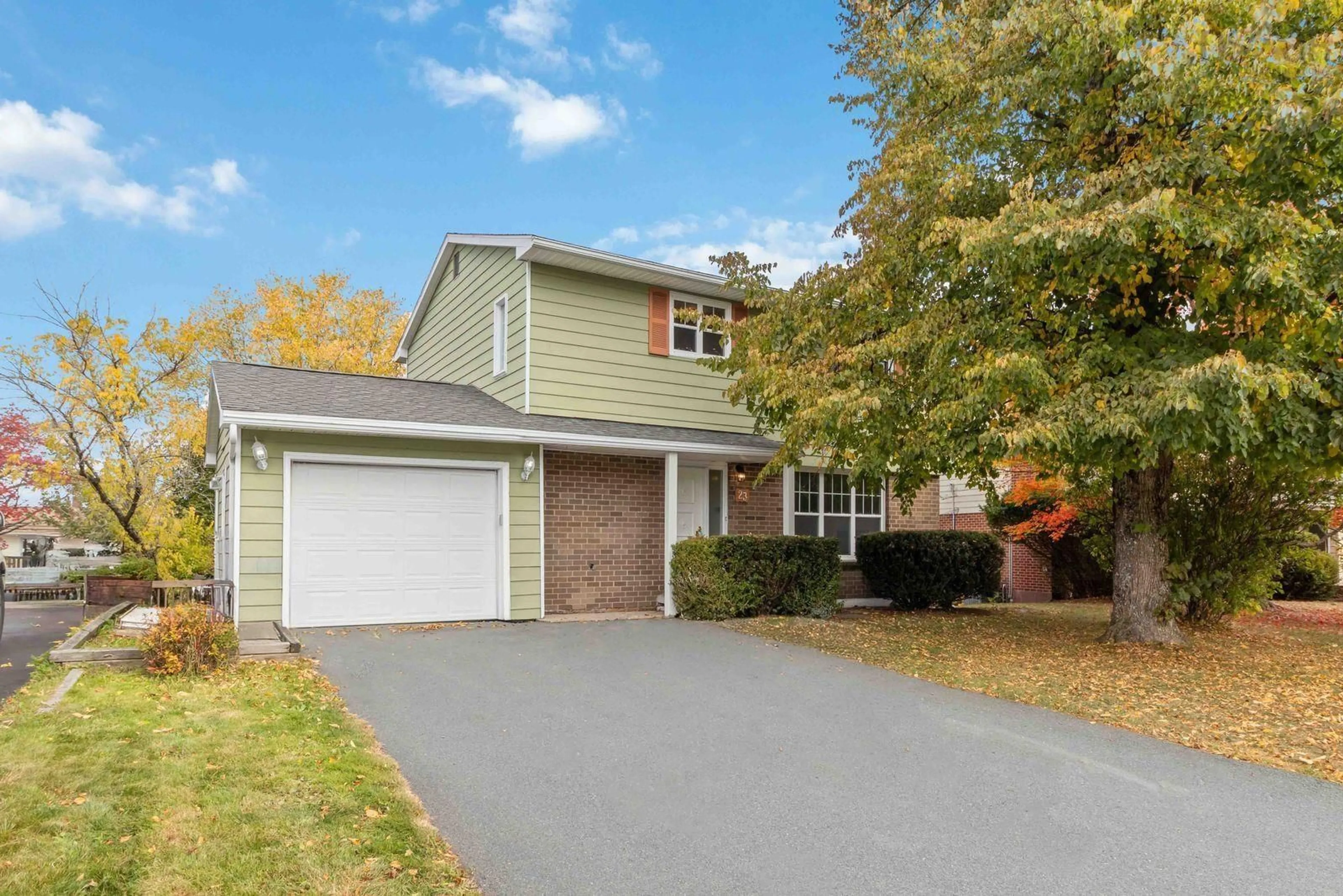 Home with vinyl exterior material, street for 23 Hardisty Crt, Colby Village Nova Scotia B2V 1K8