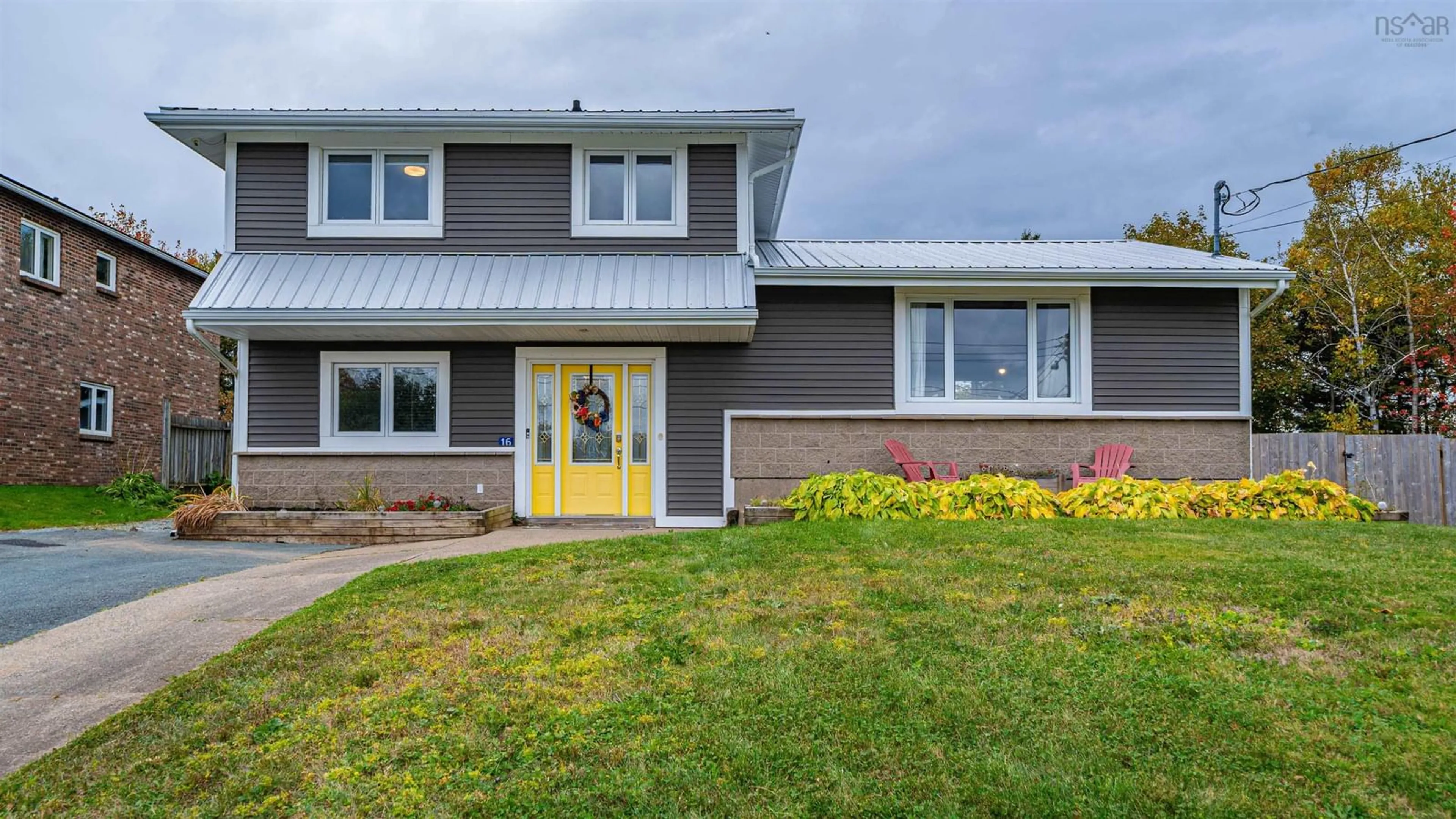 Home with vinyl exterior material, street for 16 Donview Dr, Dartmouth Nova Scotia B2W 4C8