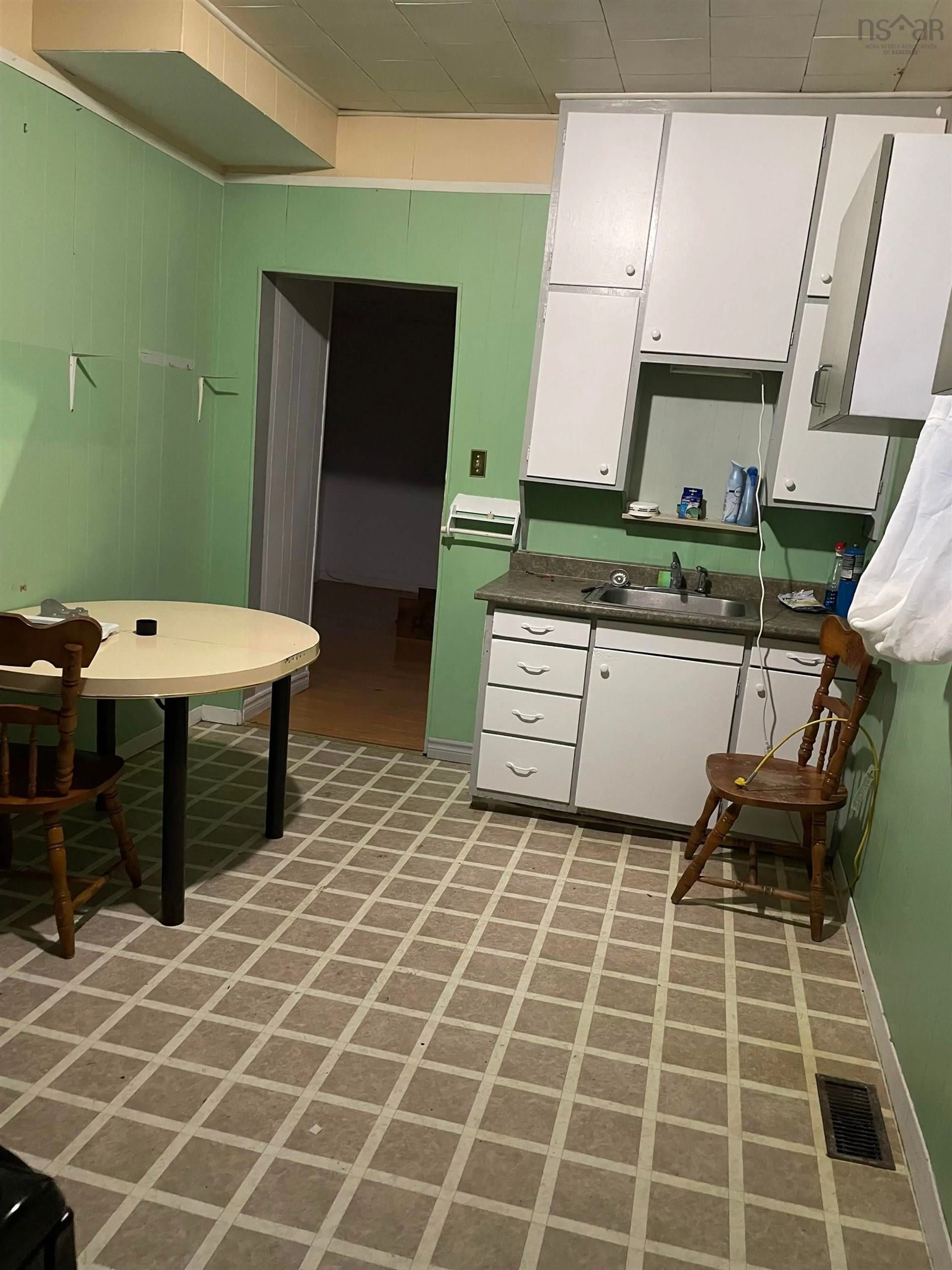 Standard kitchen, unknown for 1190/1192 Prince St, Truro Nova Scotia B2N 1J4