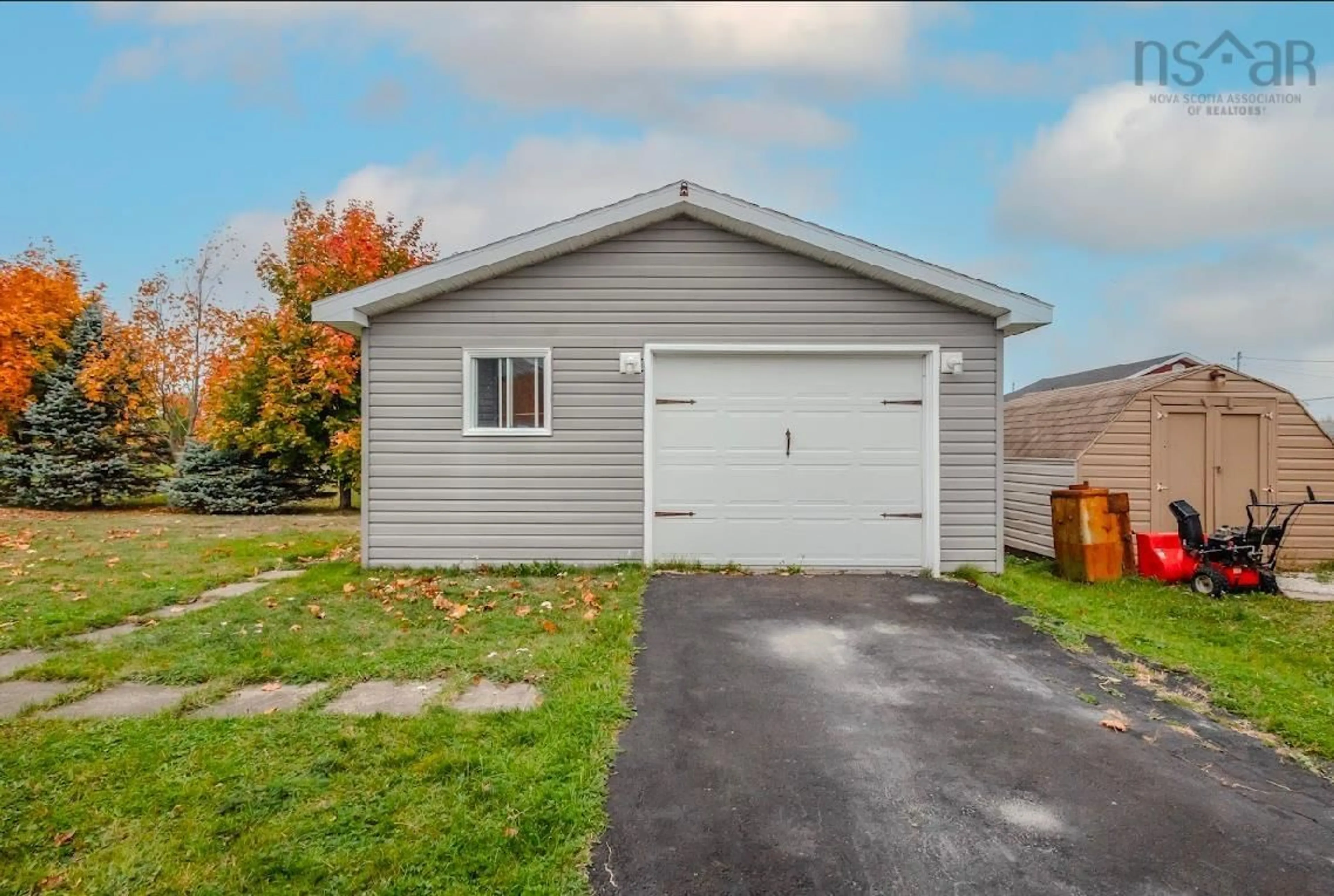 Shed for 3097 Lynwood Ave, New Waterford Nova Scotia B1H 4V7