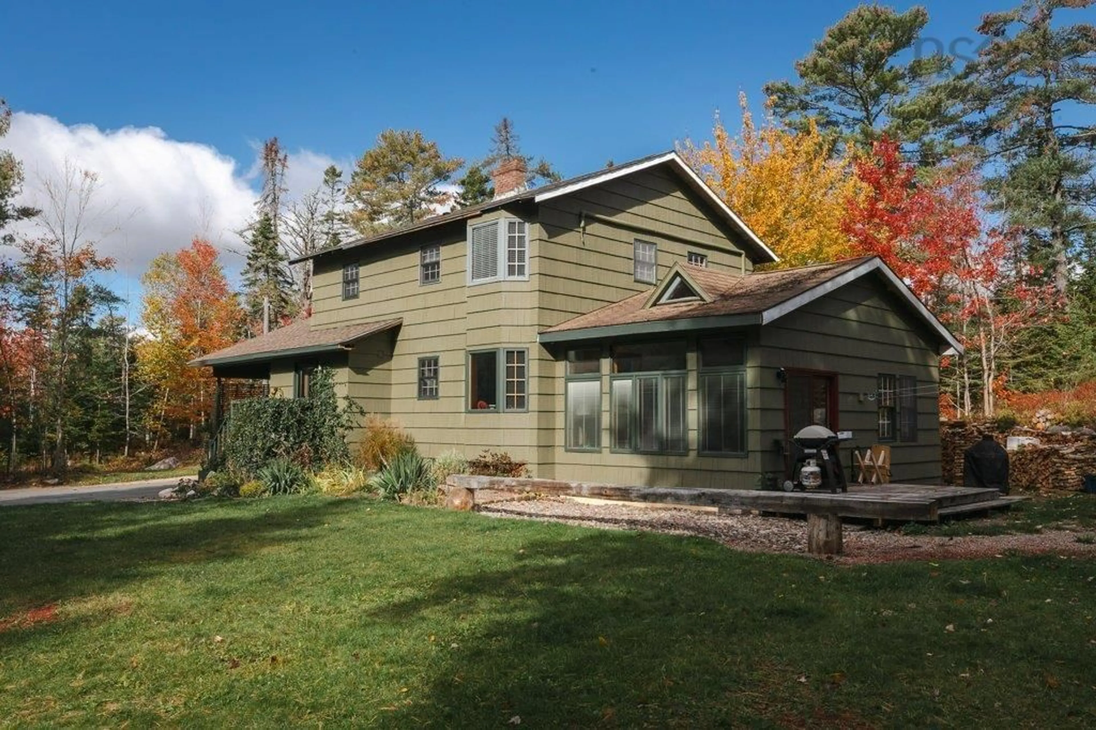 Home with vinyl exterior material, unknown for 72 Conrads Rd, Hubbards Nova Scotia B0J 1T0
