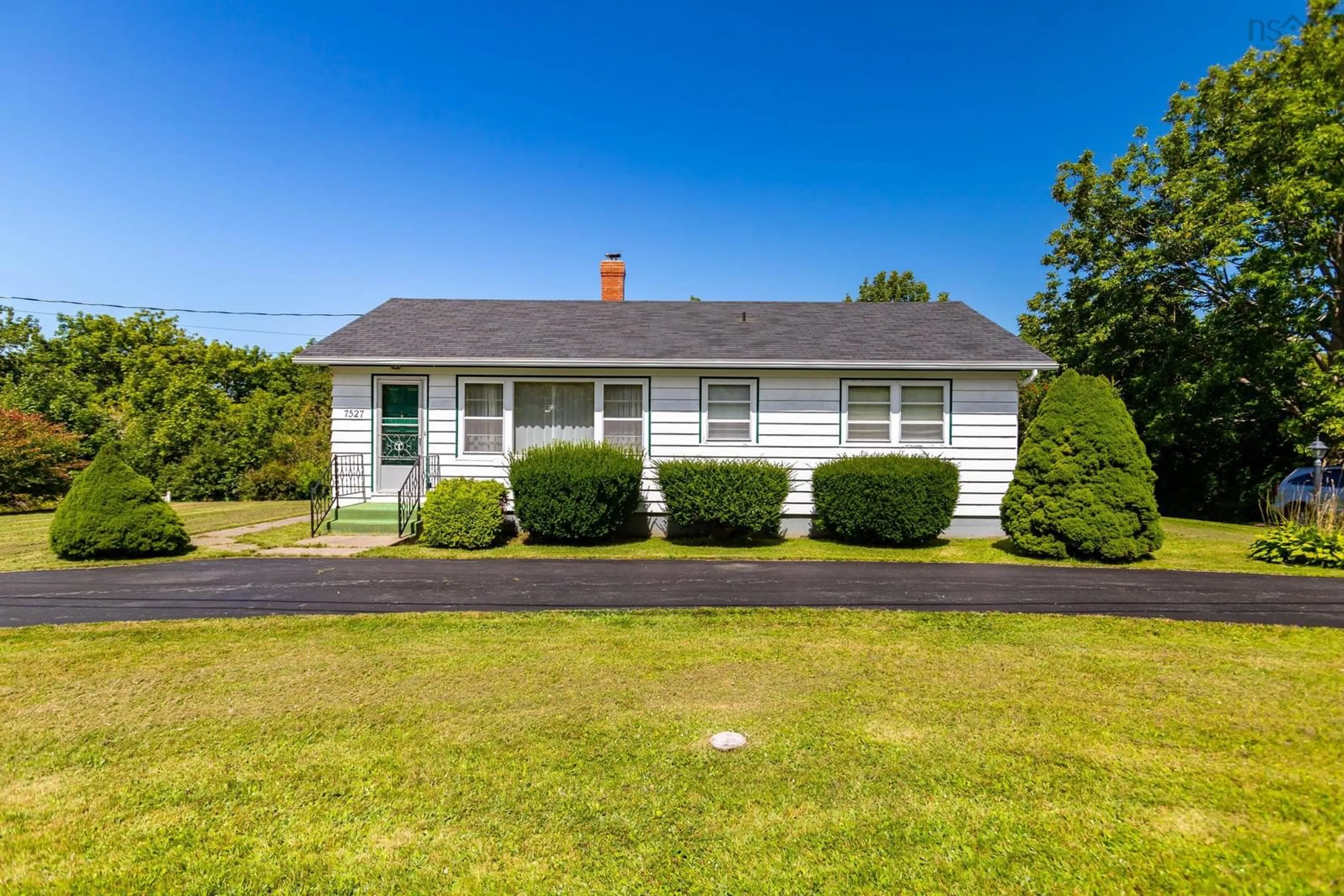 Home with vinyl exterior material, street for 7527 Highway 101, Plympton Nova Scotia B0W 2R0