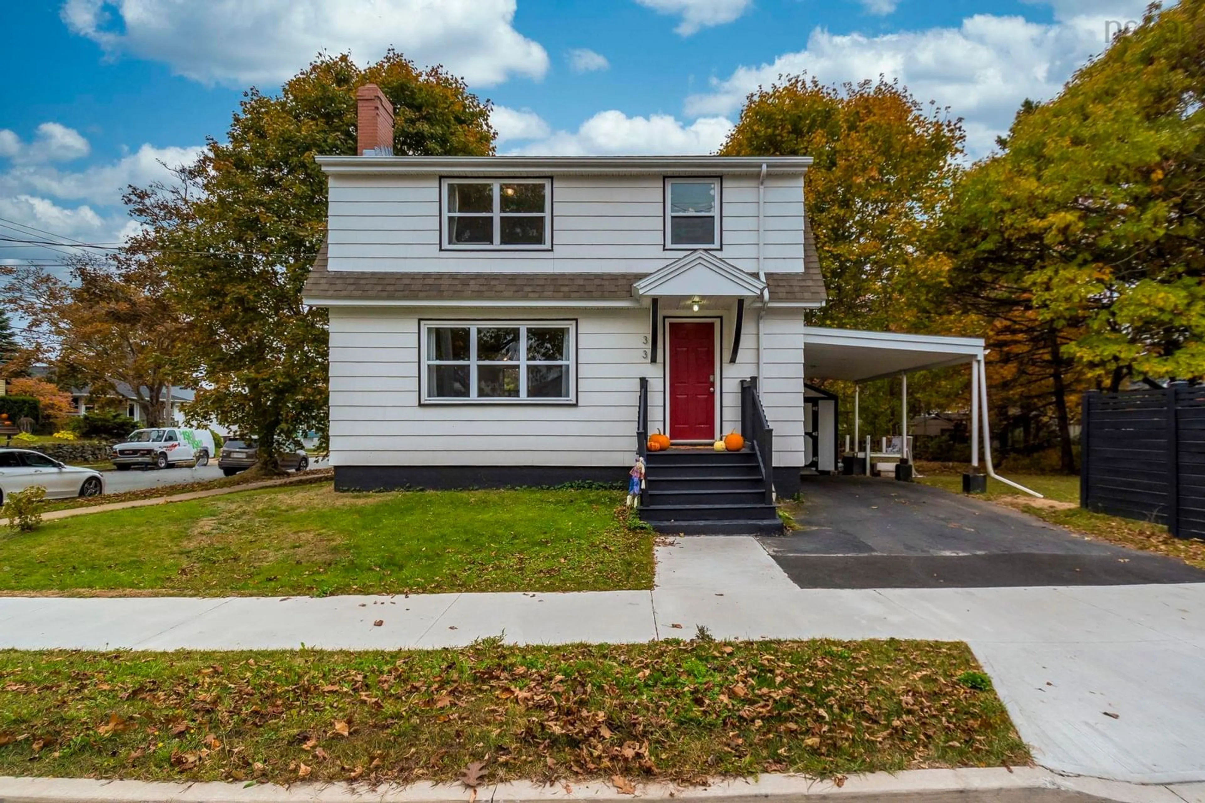 Home with vinyl exterior material, street for 33 Pinehill Rd, Dartmouth Nova Scotia B3A 2G2