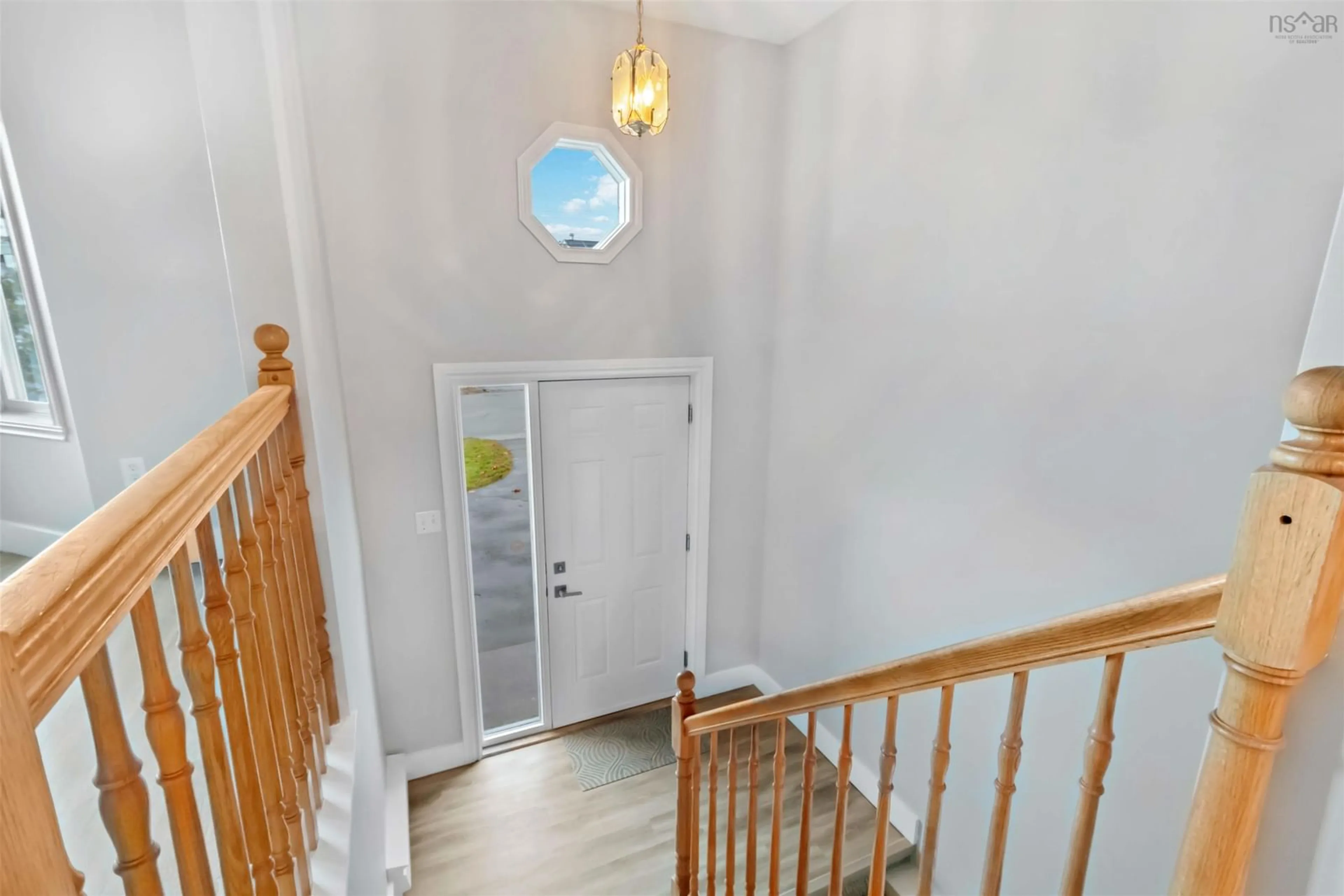 Indoor entryway for 9 Kohar Crt, Eastern Passage Nova Scotia B3G 1N6