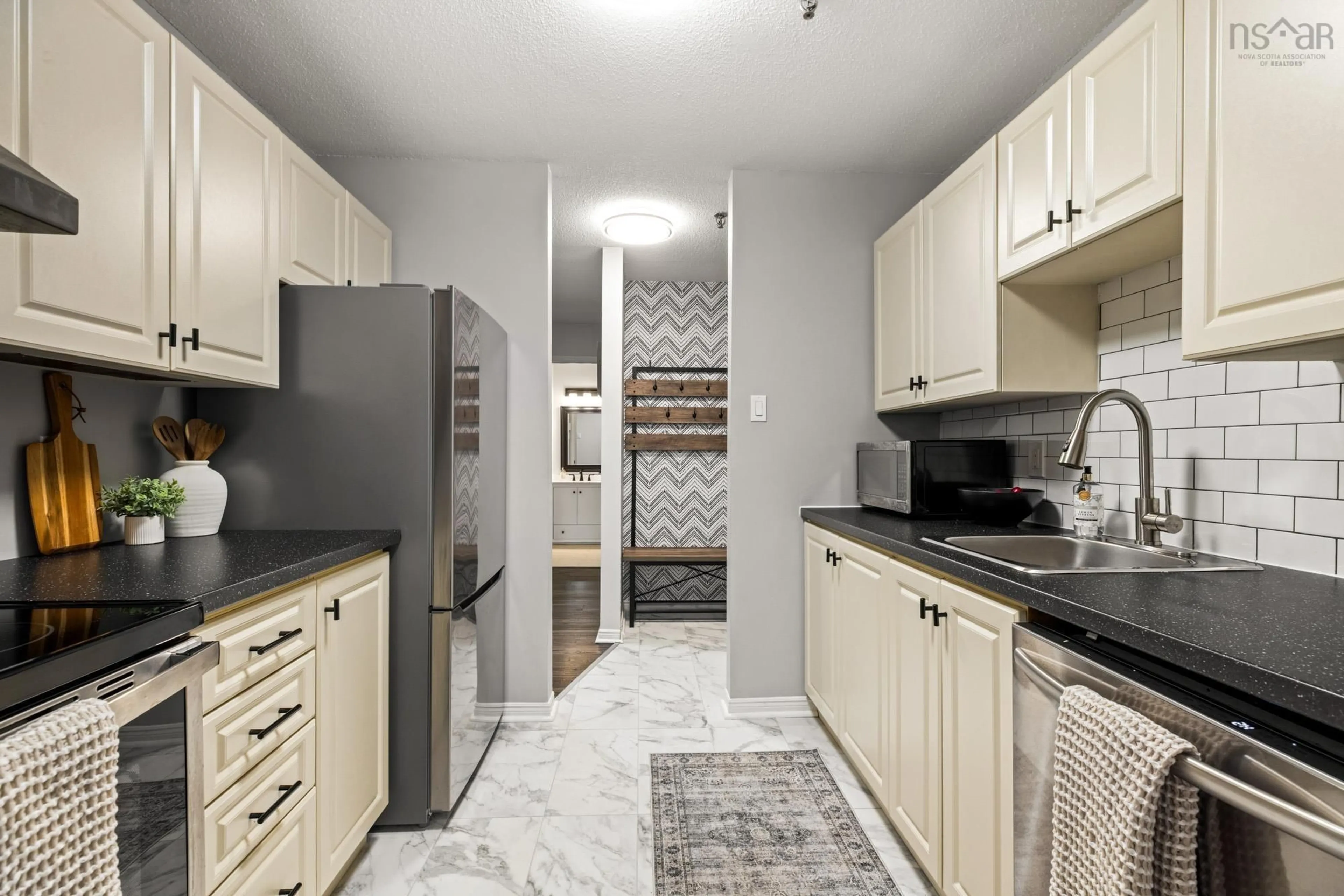Standard kitchen, ceramic/tile floor for 9 Forest Hills Pky #137, Cole Harbour Nova Scotia B2W 0M5