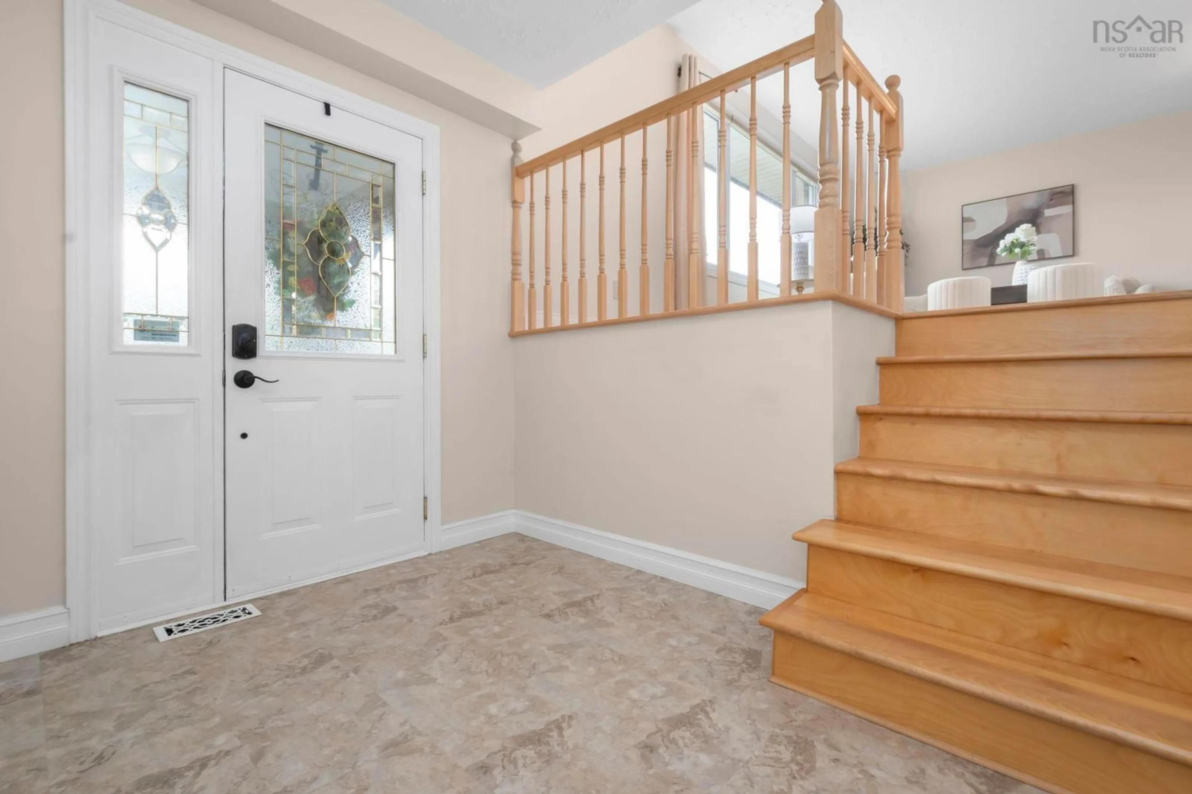 Indoor entryway for 47 Hampton Green, Cole Harbour Nova Scotia B2V 1Y4