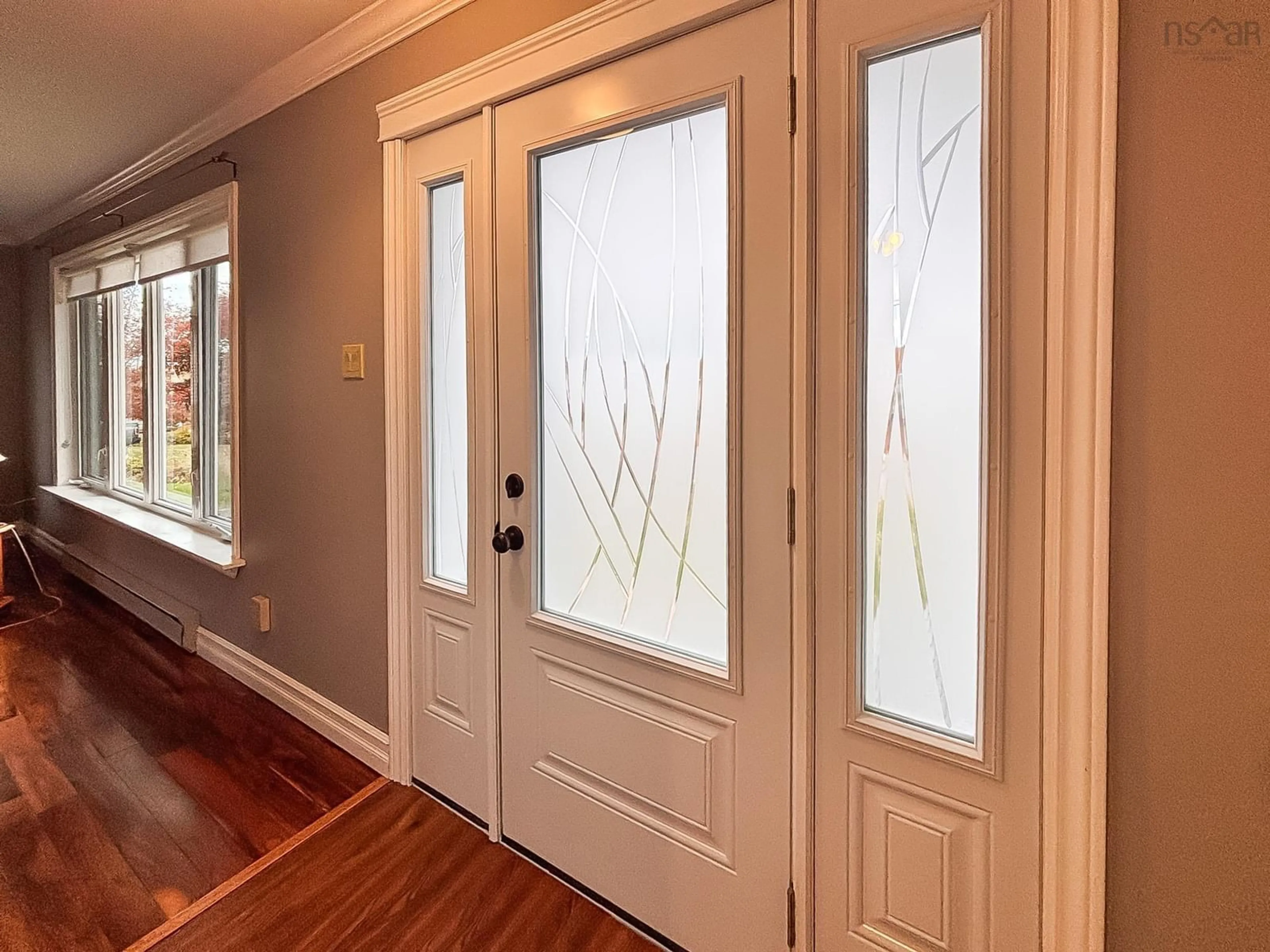 Indoor entryway for 20 Pinecrest Blvd, Bridgewater Nova Scotia B4V 3R4