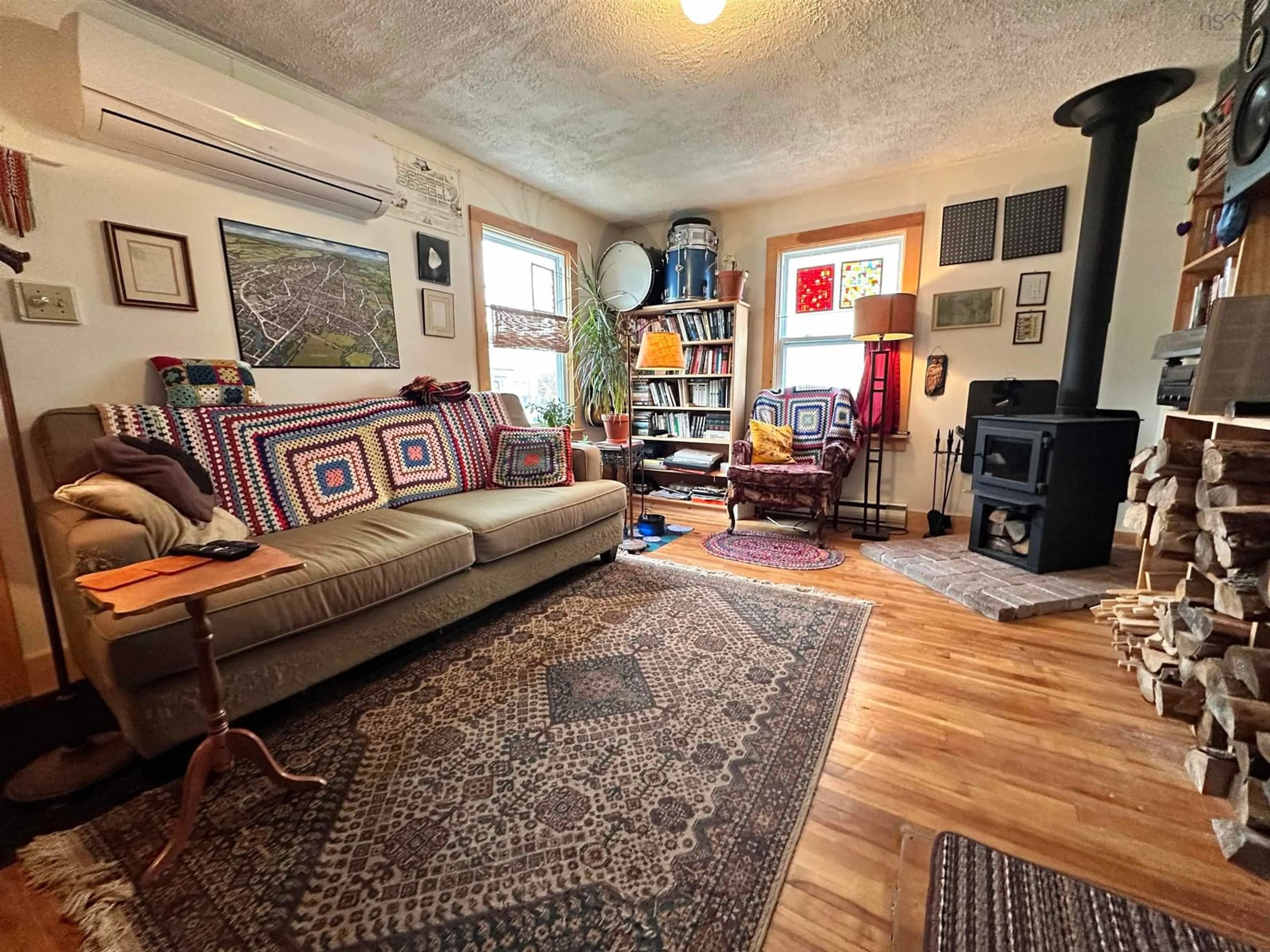 Living room with furniture, unknown for 3 Brookdale Cres, Liverpool Nova Scotia B0T 1K0