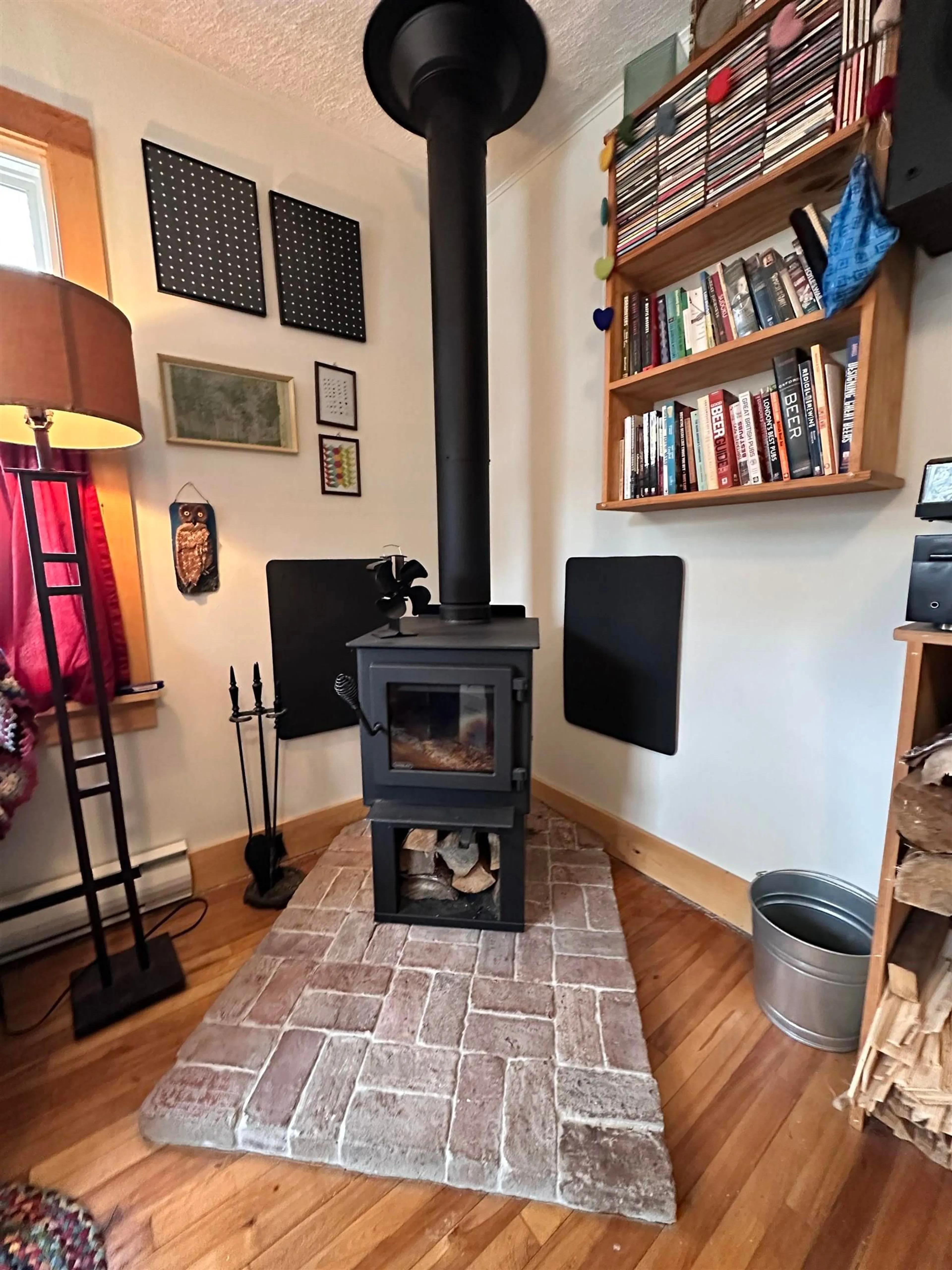 A pic of a room for 3 Brookdale Cres, Liverpool Nova Scotia B0T 1K0