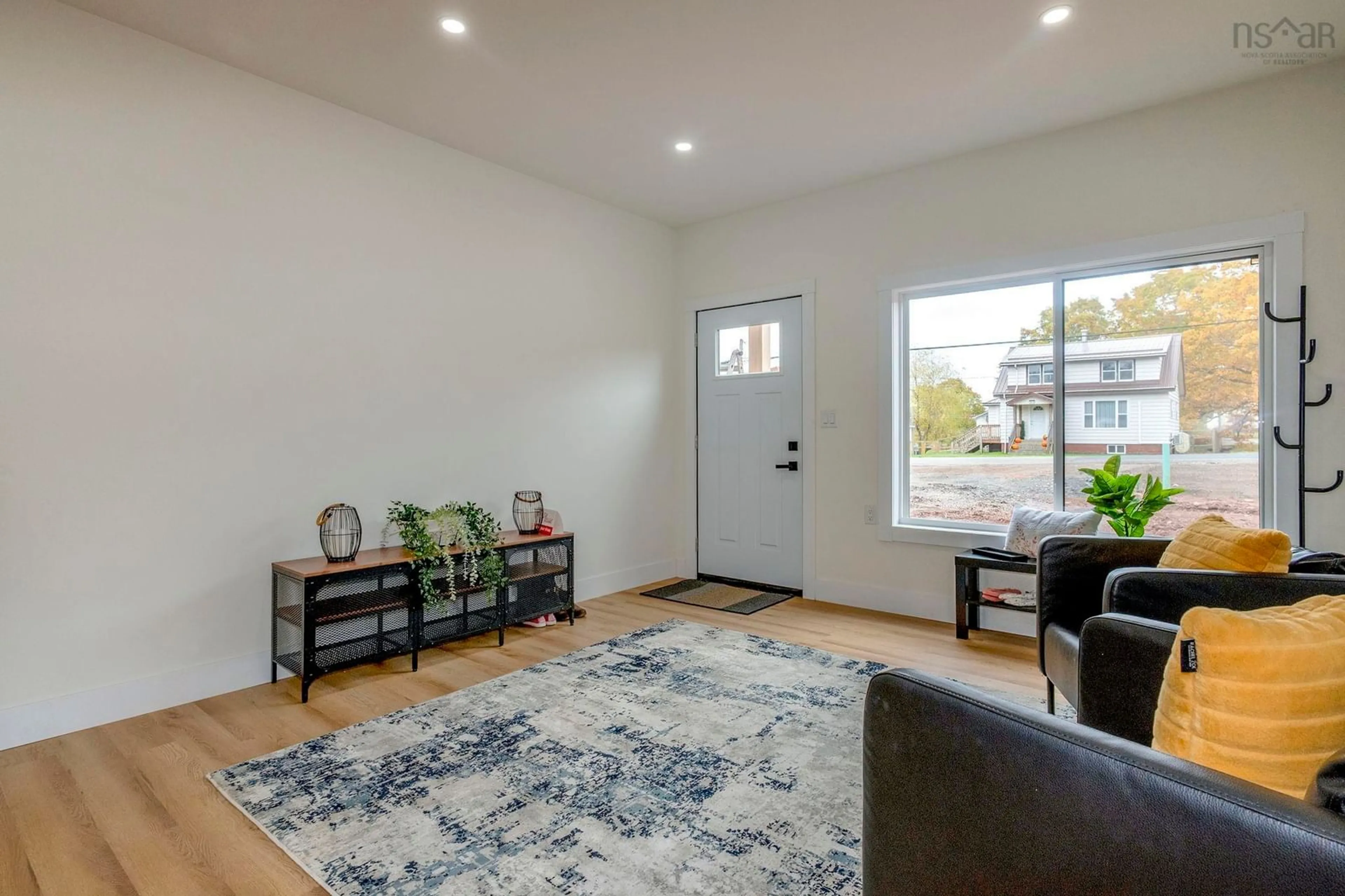 Indoor entryway for 1920 Irwin Lake Rd, Hilden Nova Scotia B0M 1C0