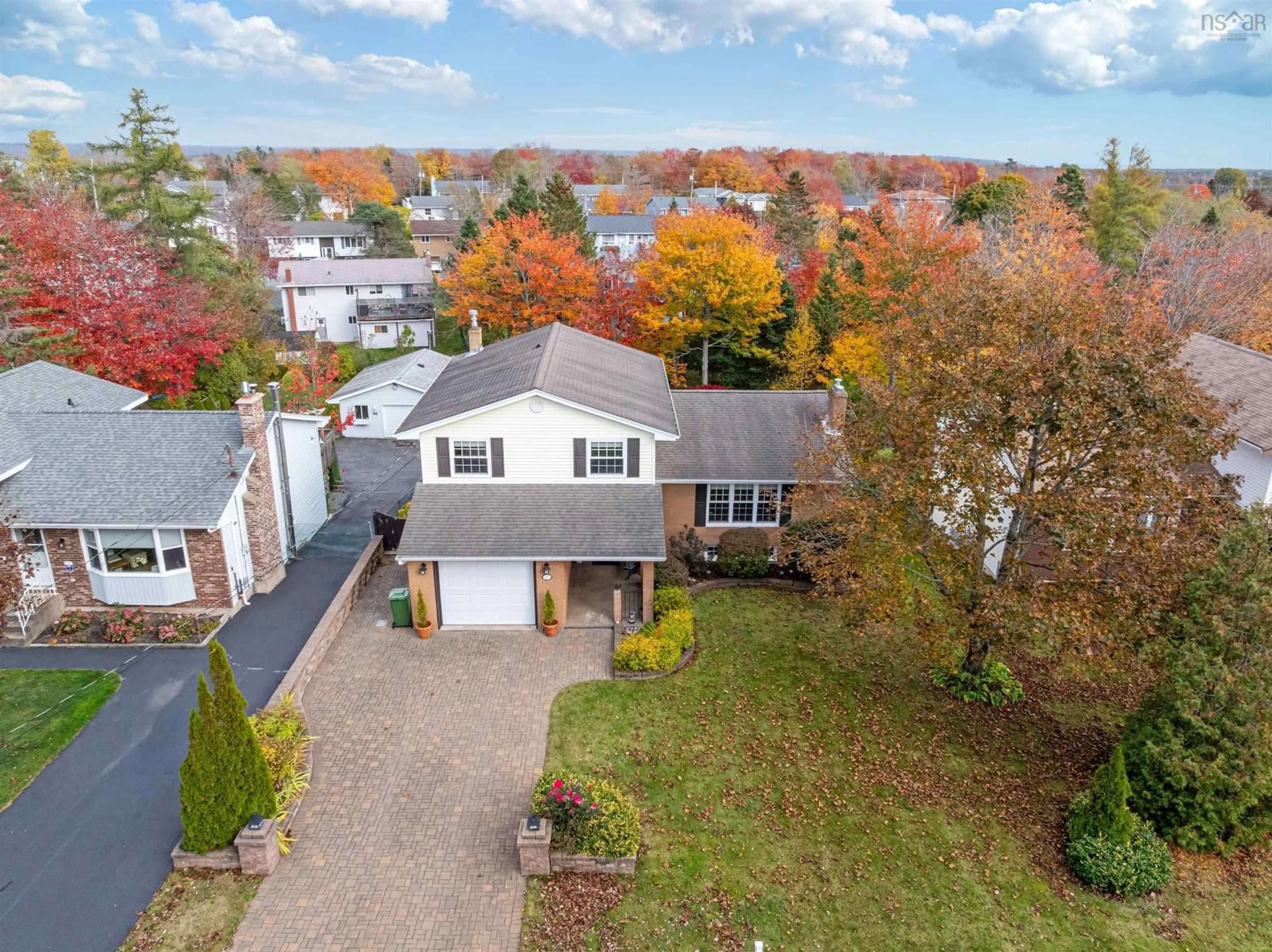 A pic from outside/outdoor area/front of a property/back of a property/a pic from drone, street for 50 Spence Dr, Cole Harbour Nova Scotia B2V 1W5