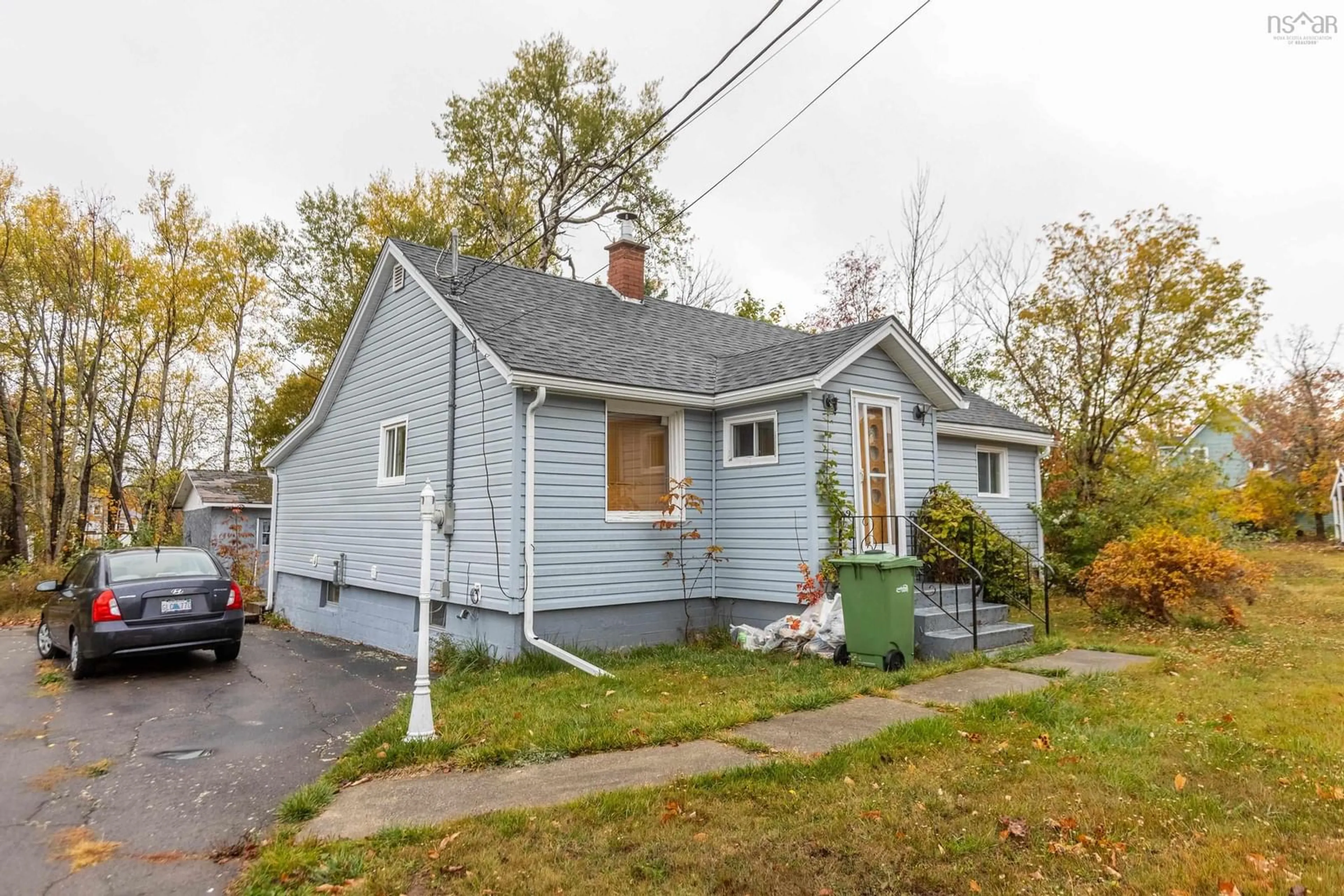 Home with vinyl exterior material, street for 59 Mcfarlane St, Springhill Nova Scotia B0M 1X0