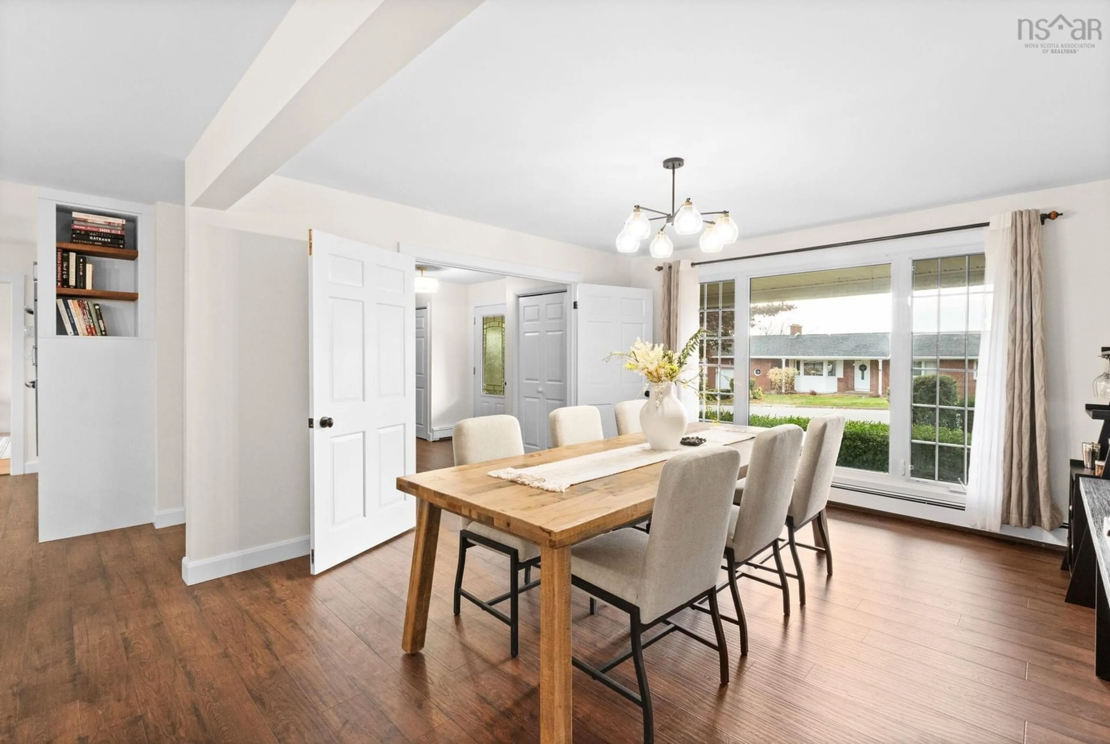Dining room, wood/laminate floor for 14 Bayswater Rd, Dartmouth Nova Scotia B2W 4E1