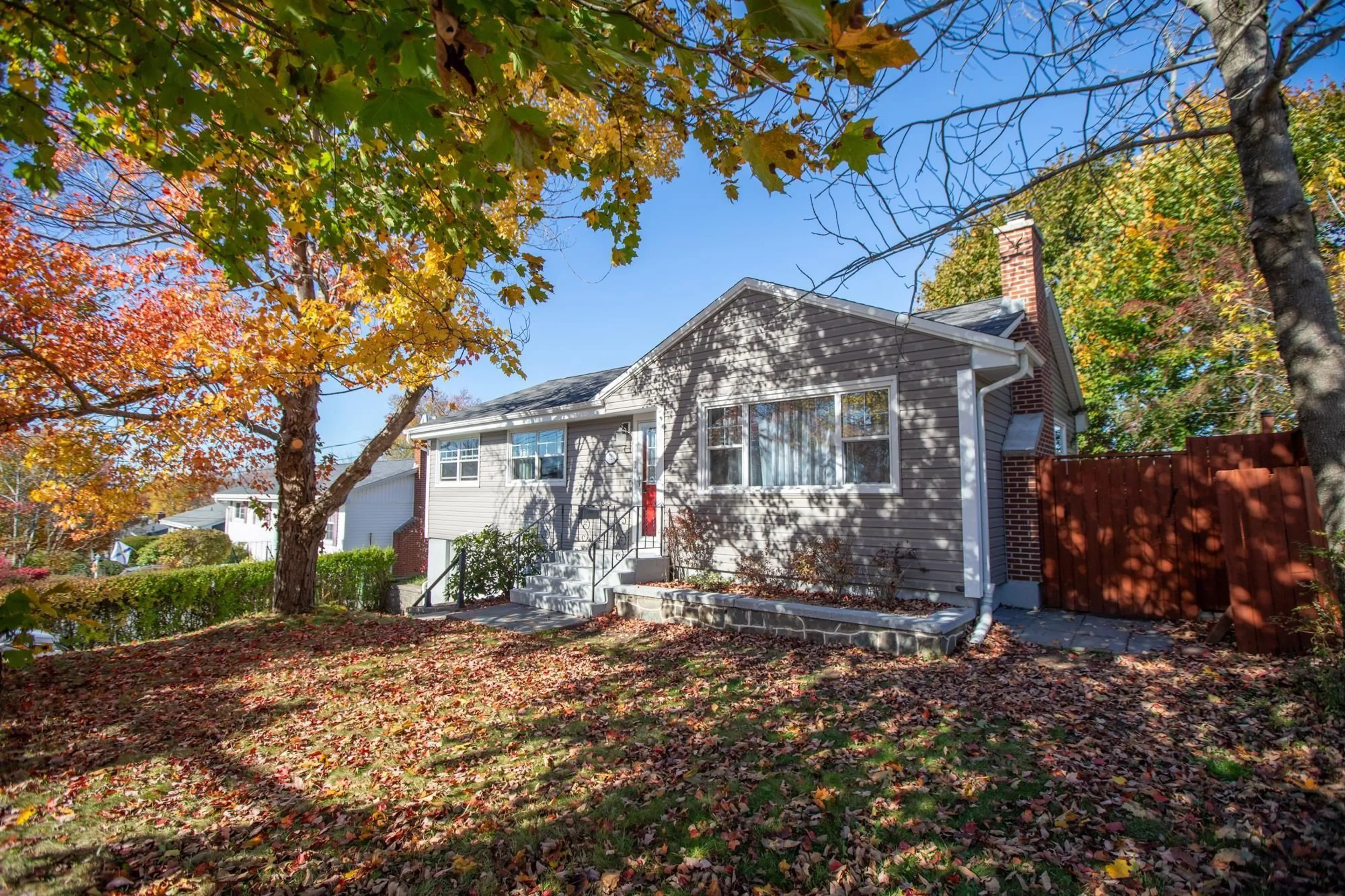 Home with vinyl exterior material, street for 72 Mount Edward Rd, Dartmouth Nova Scotia B2W 3K4