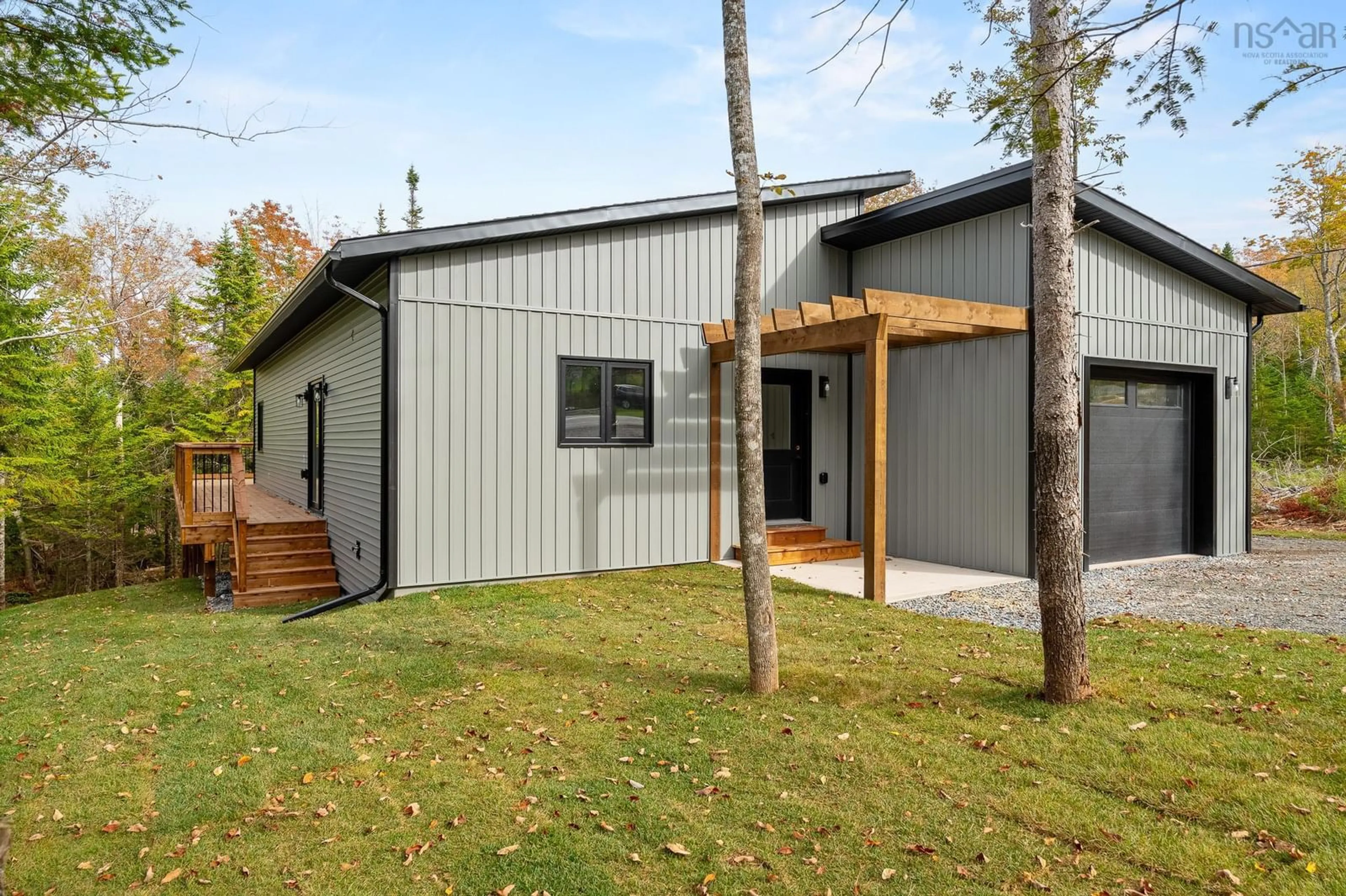 Home with vinyl exterior material, building for 21 Sylvia Avenue, Milford Nova Scotia B0N 1Y0